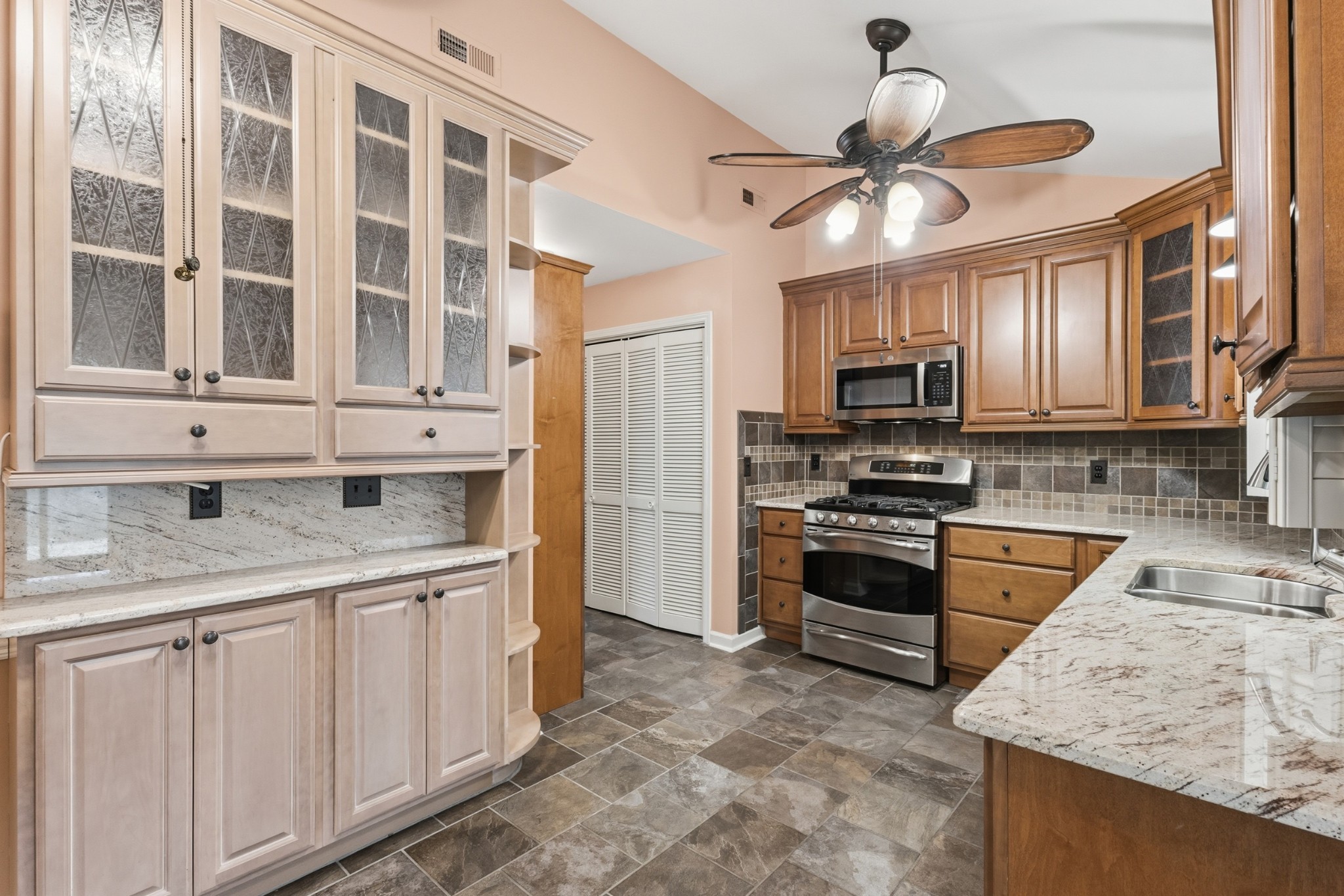 1015 Boxwood Dr