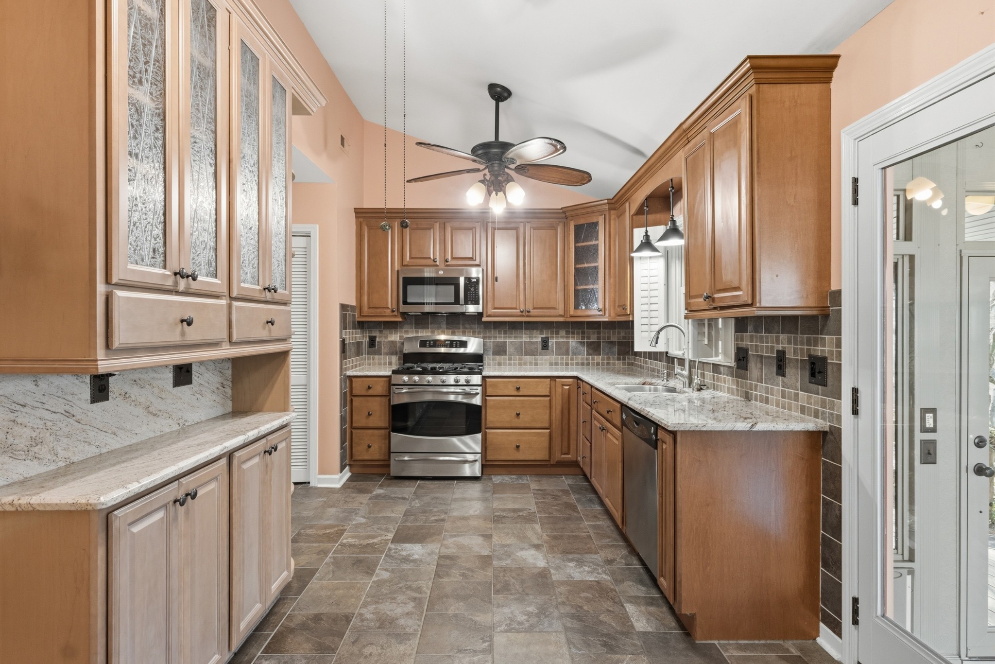 1015 Boxwood Dr