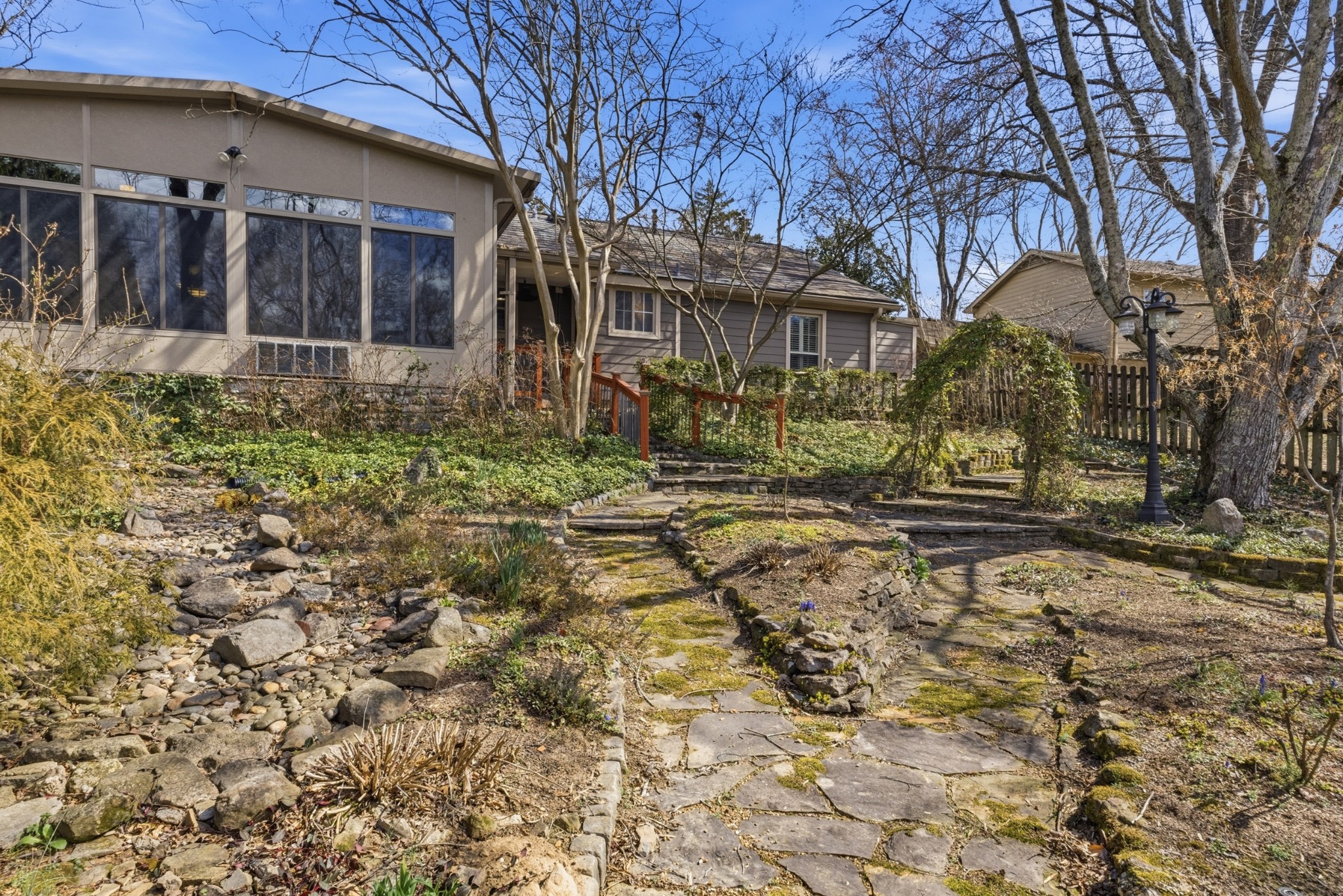 1015 Boxwood Dr