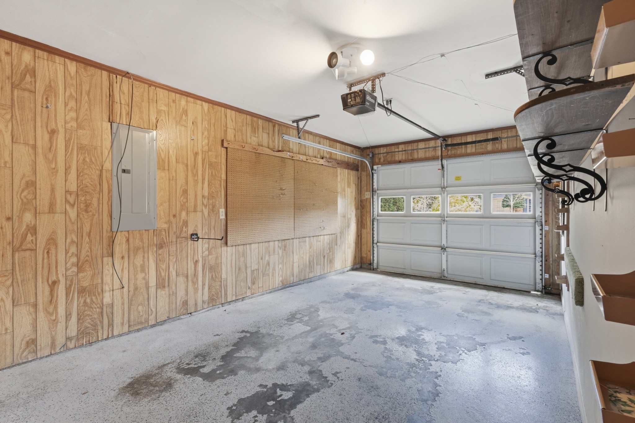 1015 Boxwood Dr