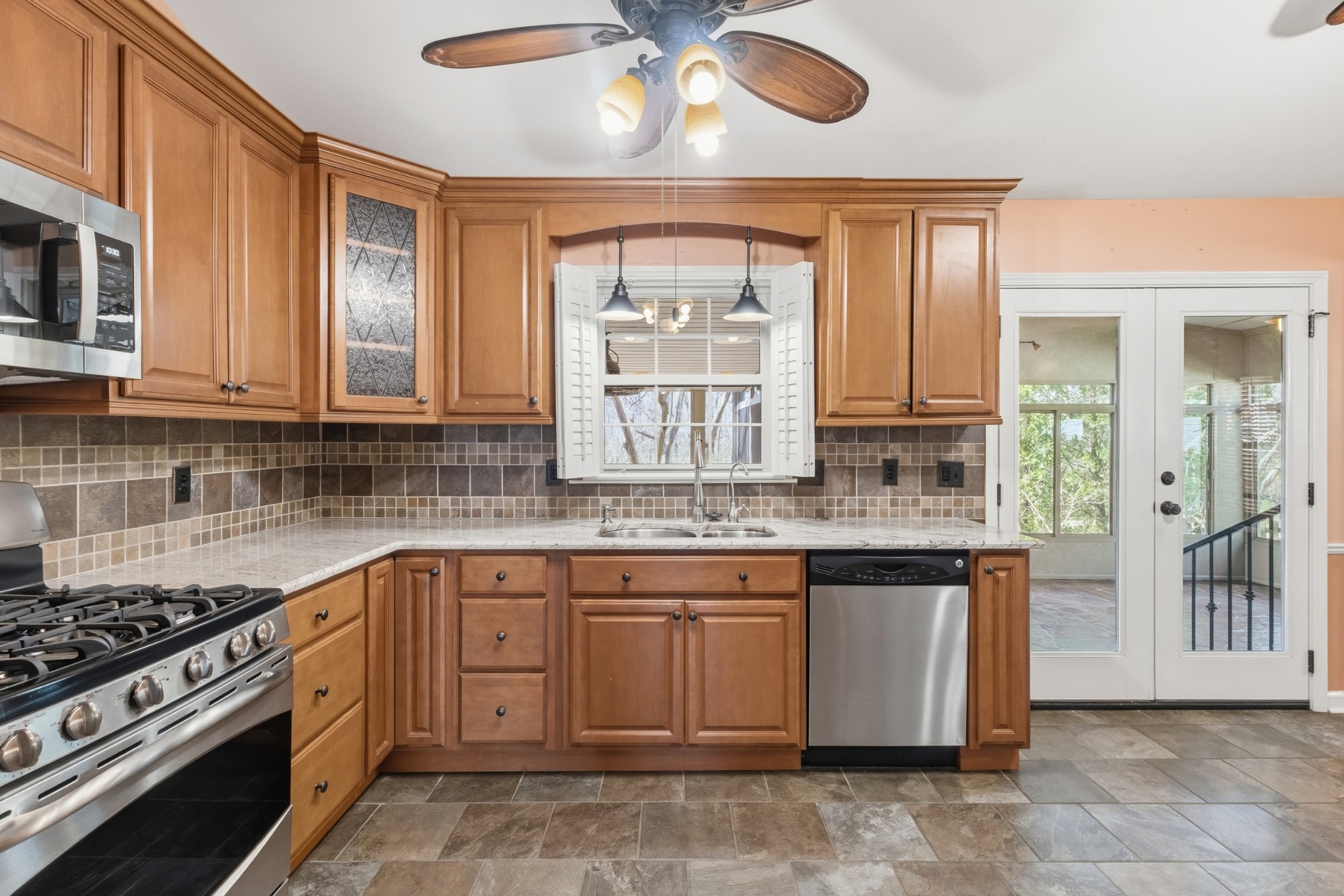 1015 Boxwood Dr