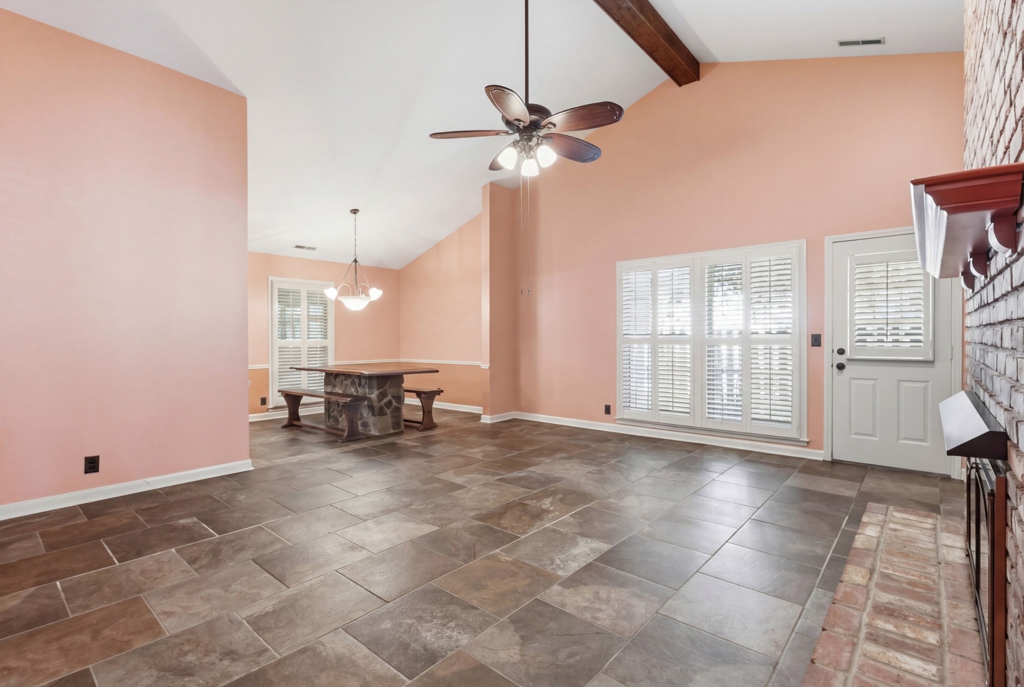 1015 Boxwood Dr