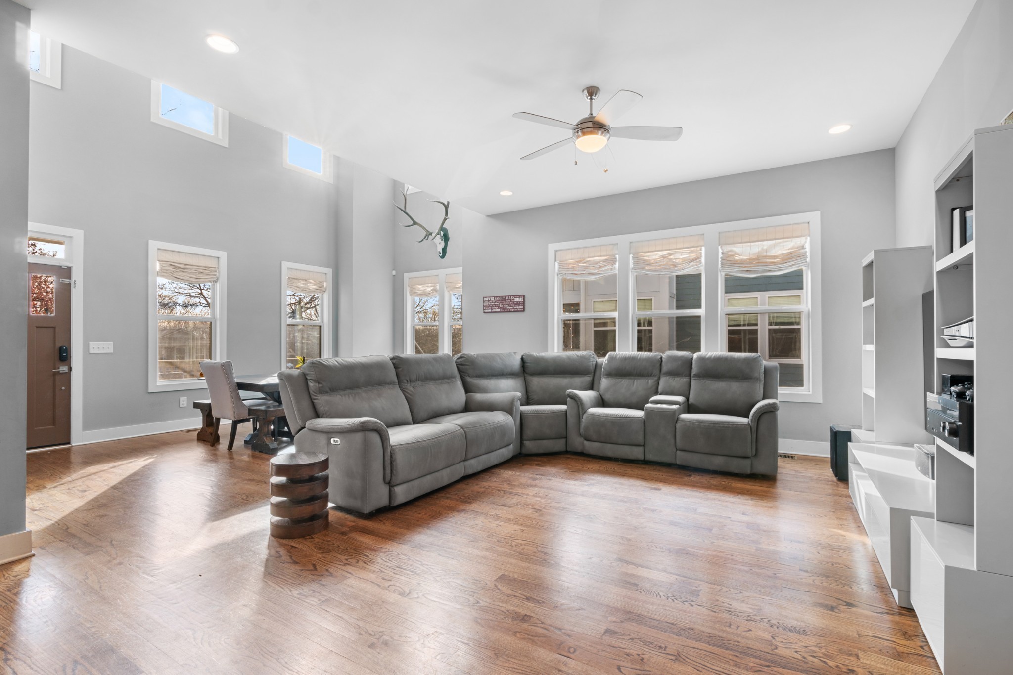 111 Creighton Ave Unit: A