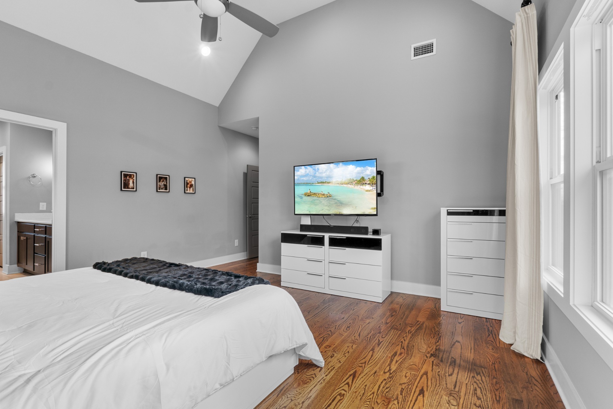111 Creighton Ave Unit: A