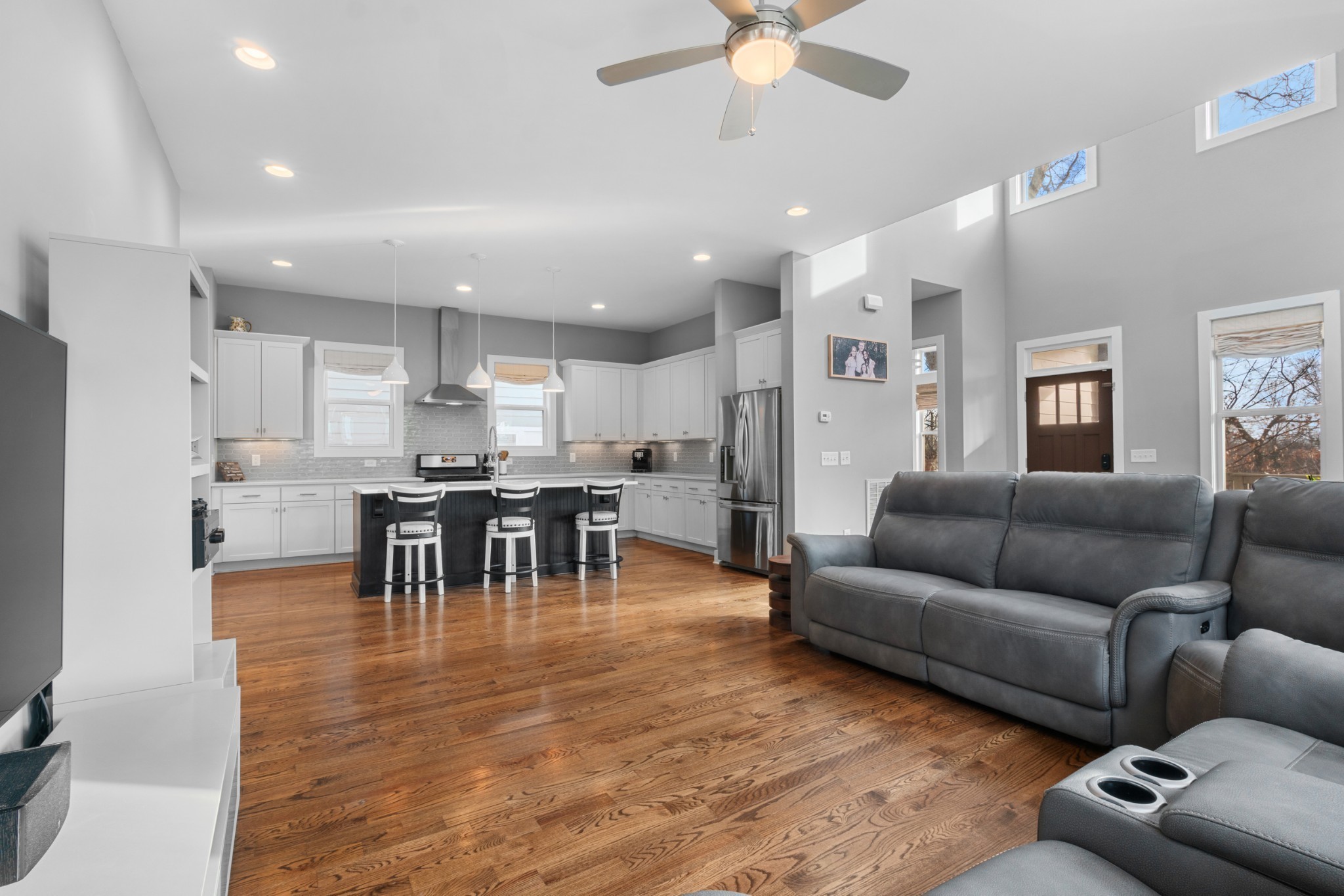 111 Creighton Ave Unit: A