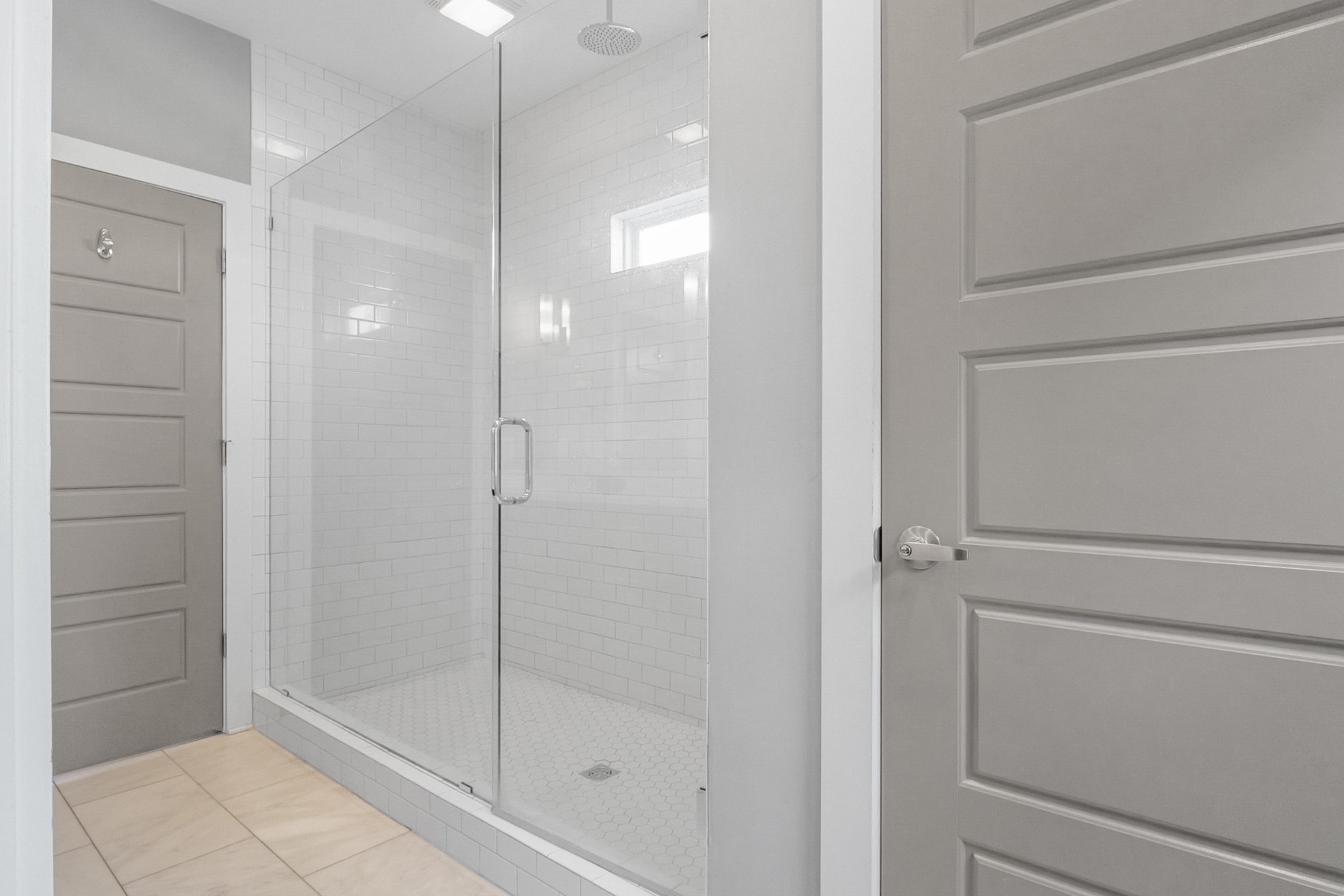 111 Creighton Ave Unit: A