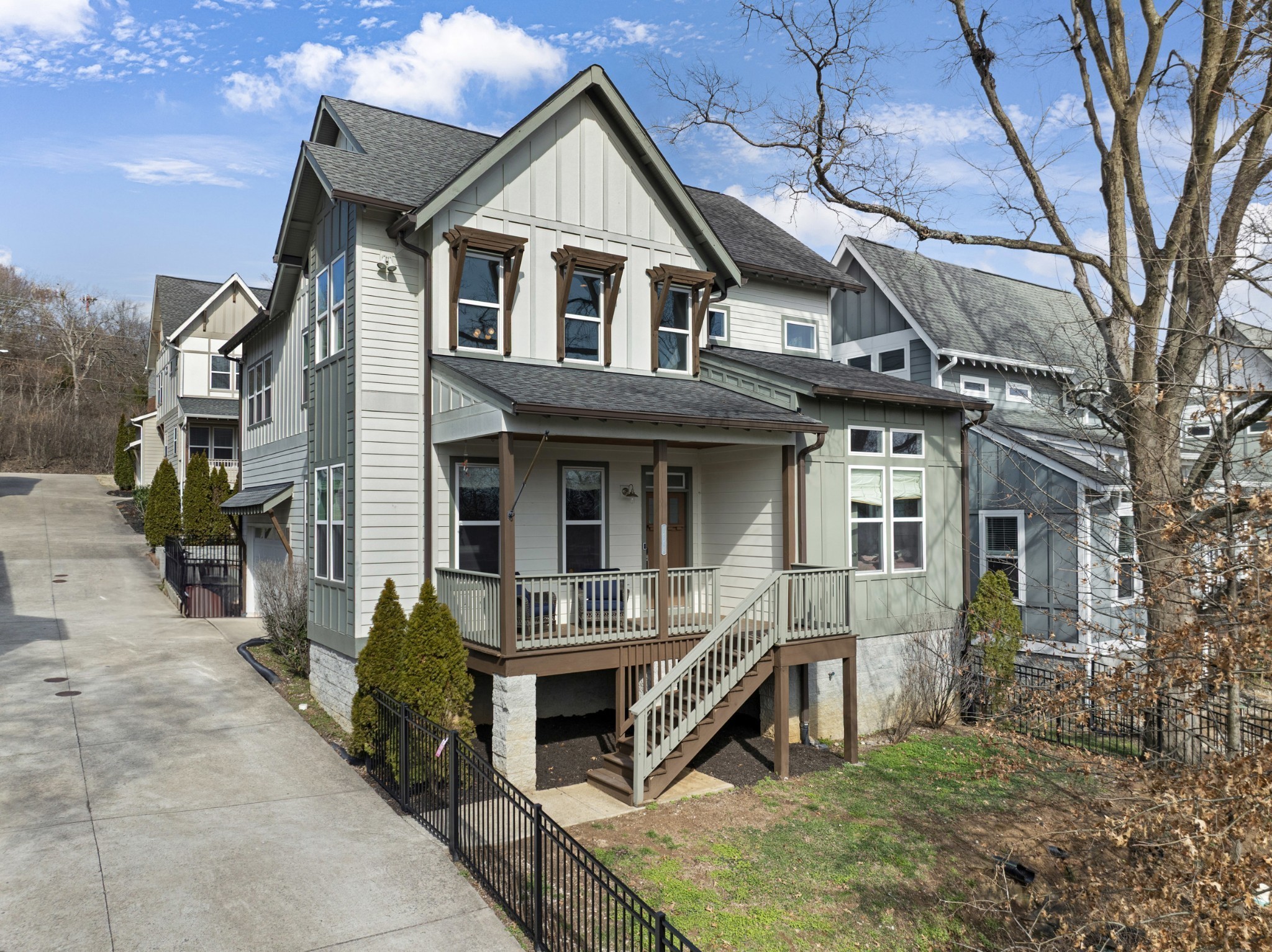 111 Creighton Ave Unit: A