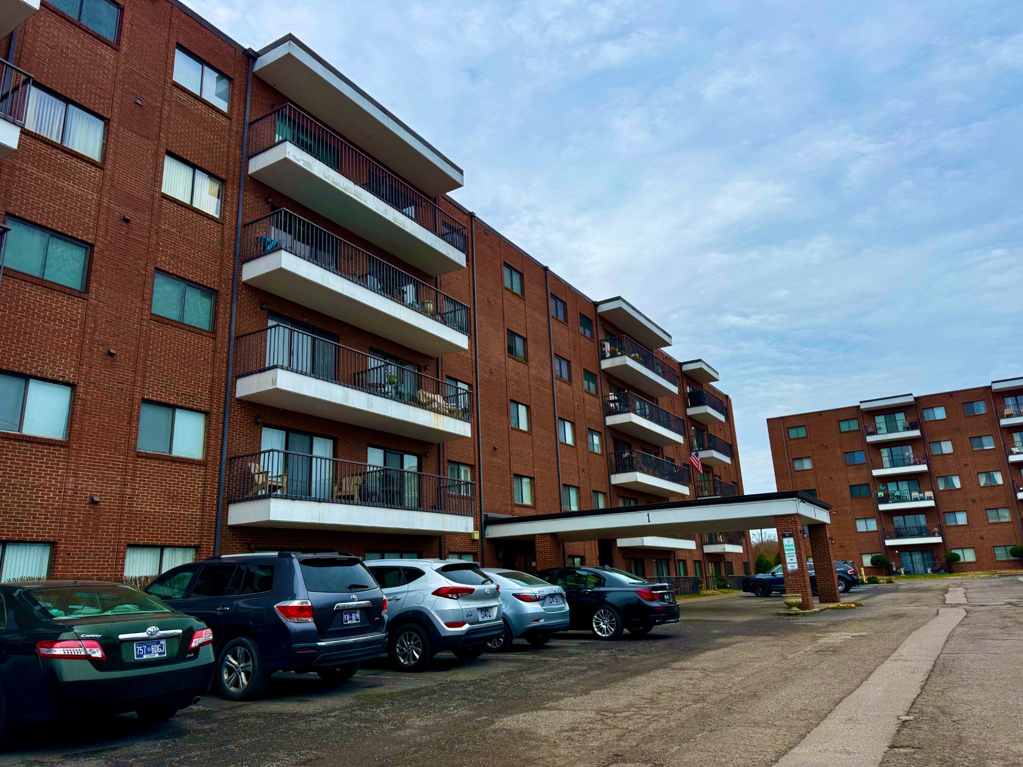 200 Sanders Ferry Rd Unit: 1405
