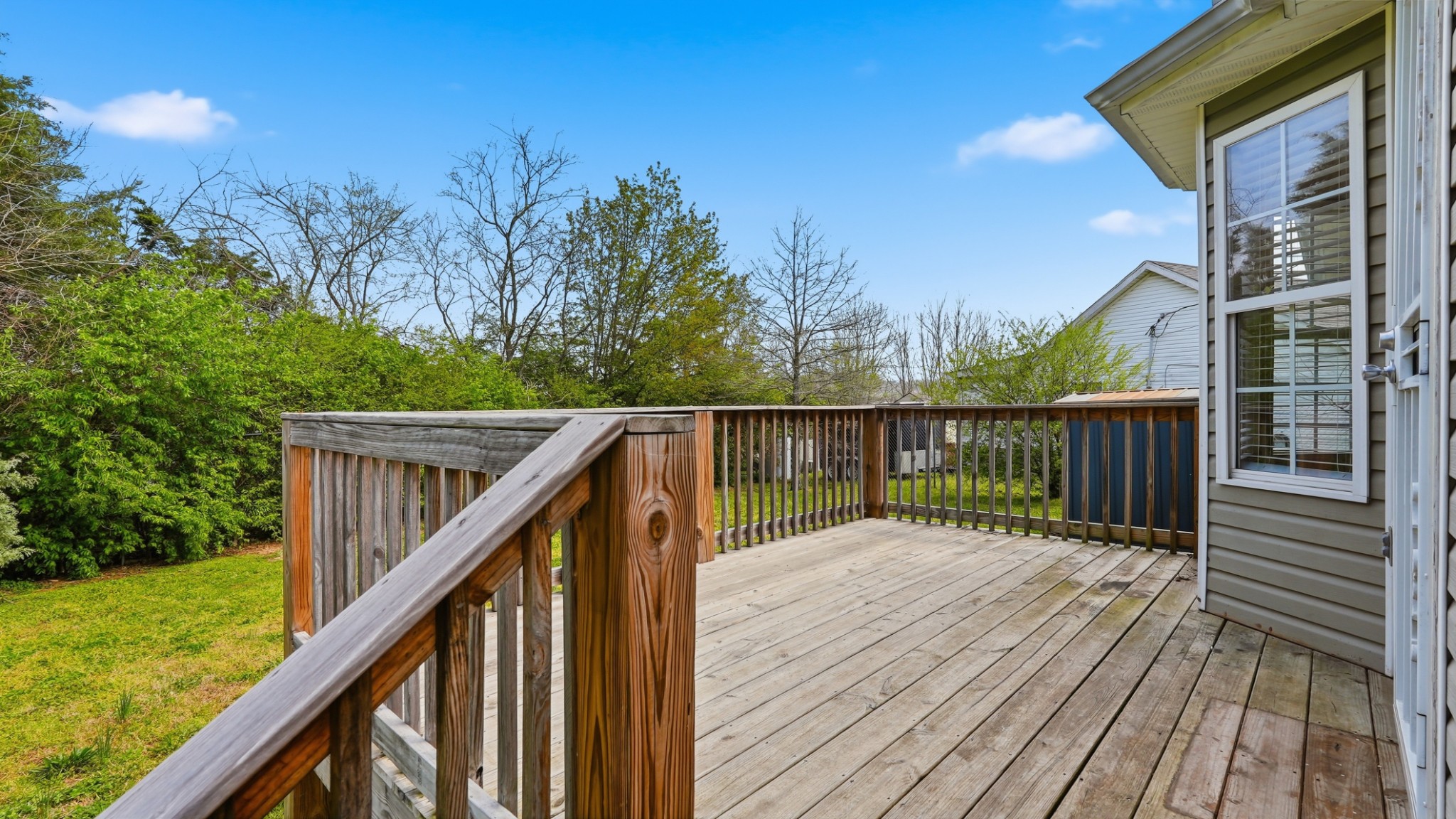 512 Longleaf Ct