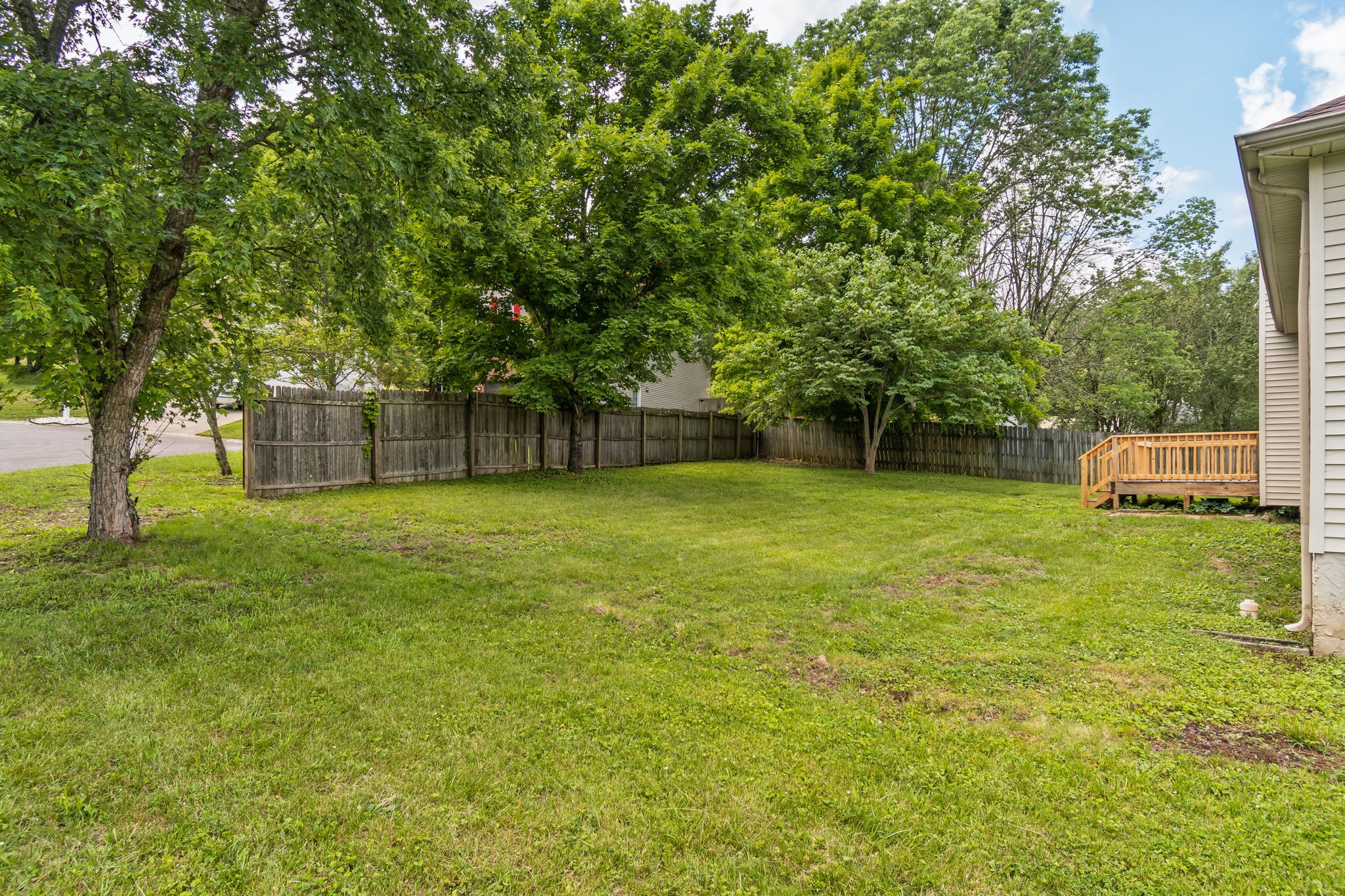 908 Celeste Ct