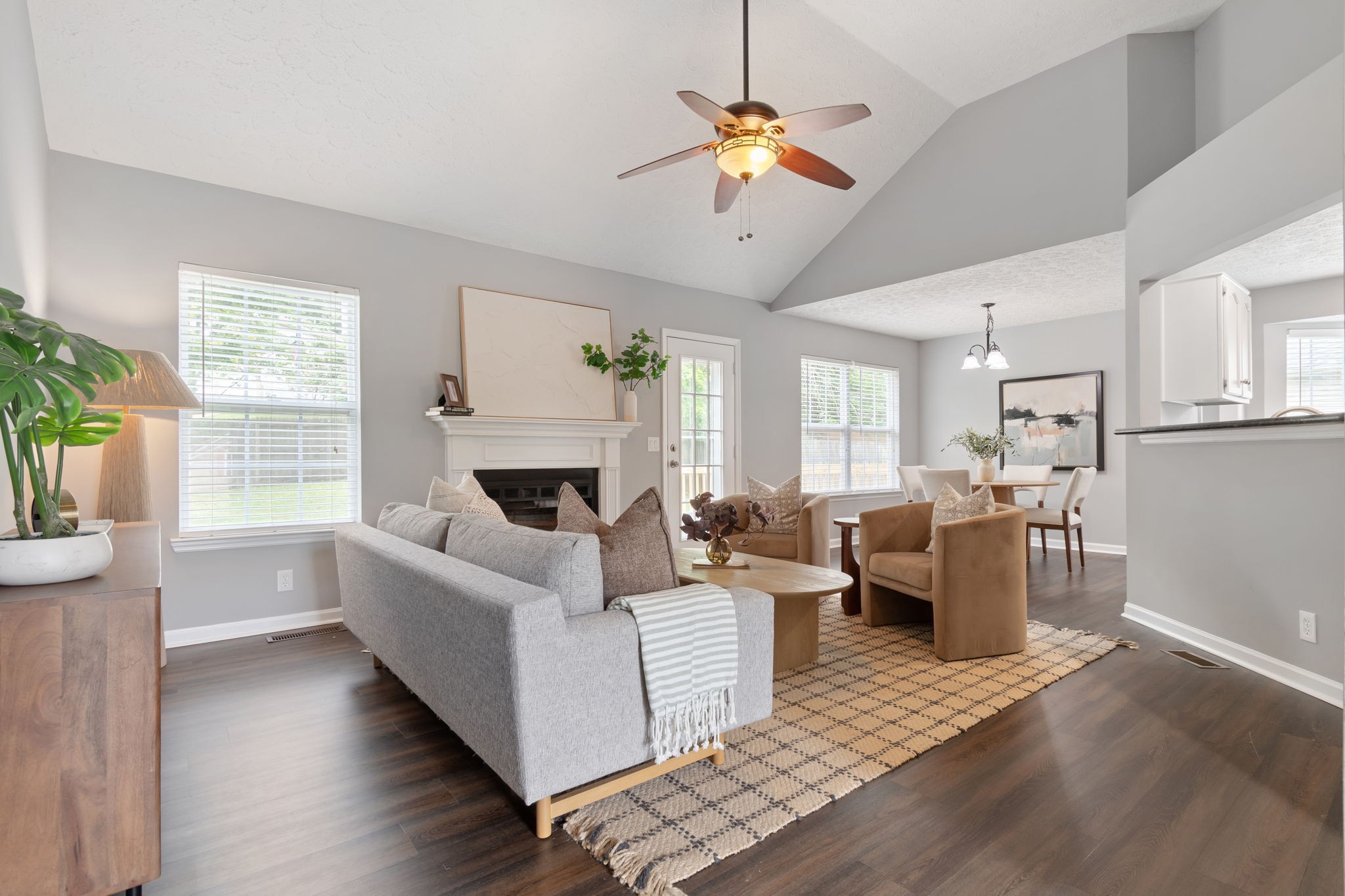 908 Celeste Ct