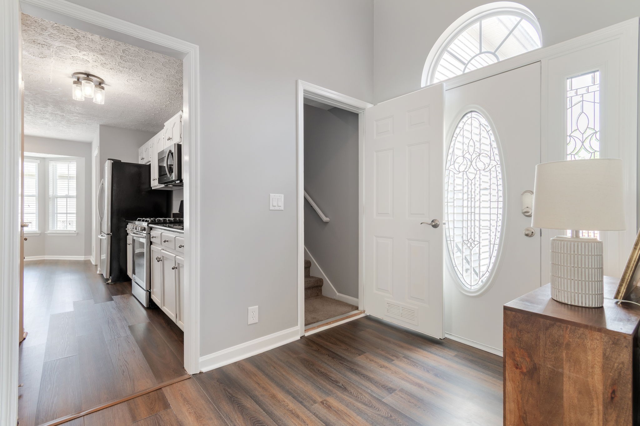 908 Celeste Ct