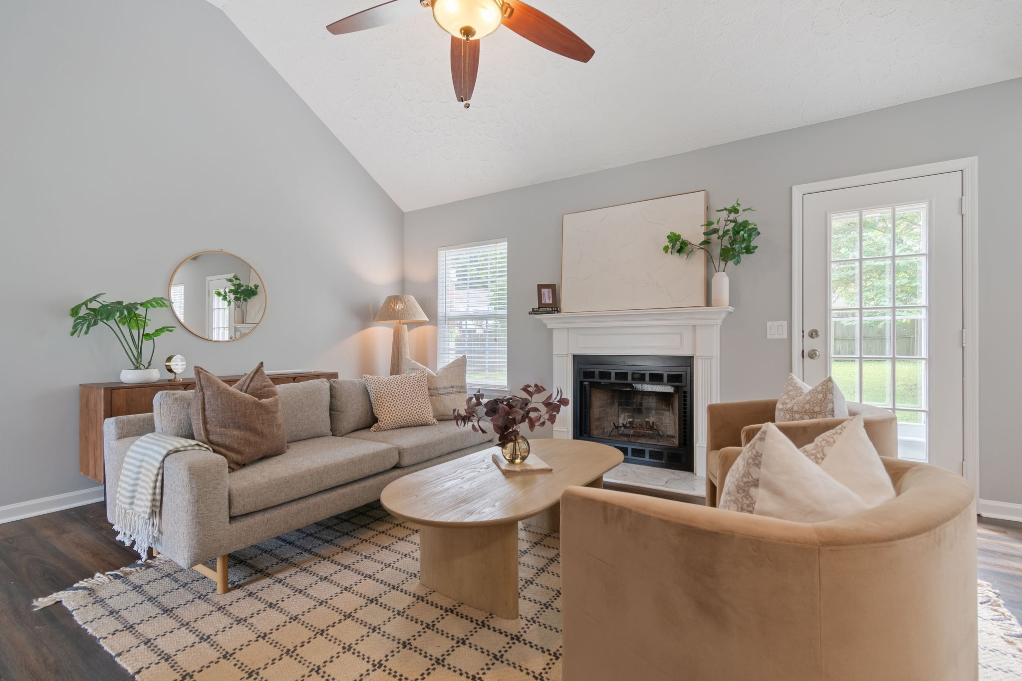 908 Celeste Ct