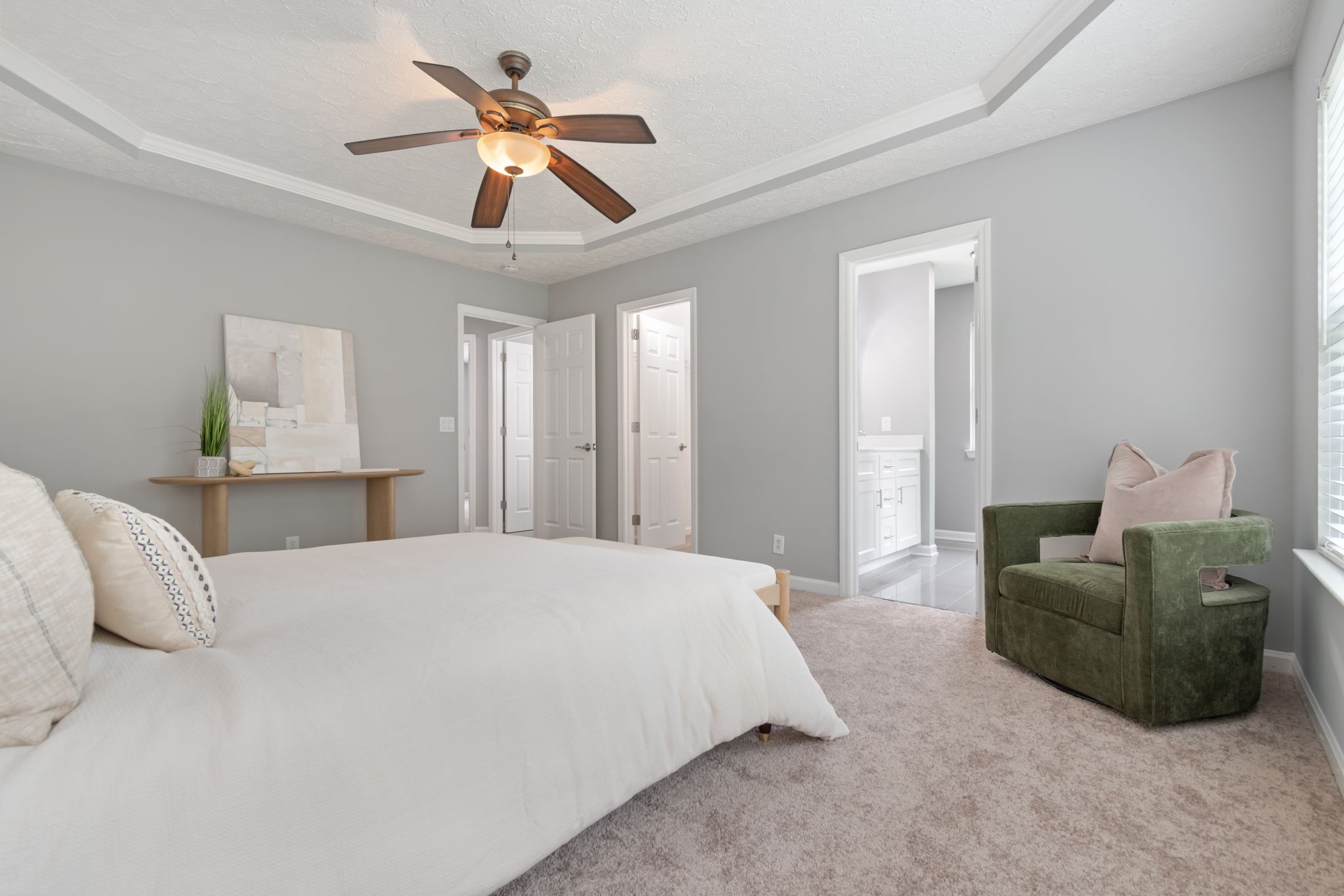 908 Celeste Ct