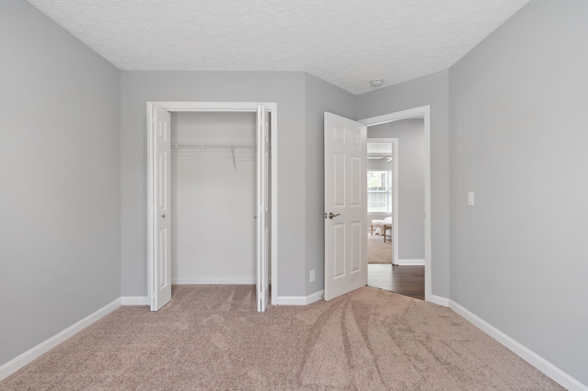 908 Celeste Ct