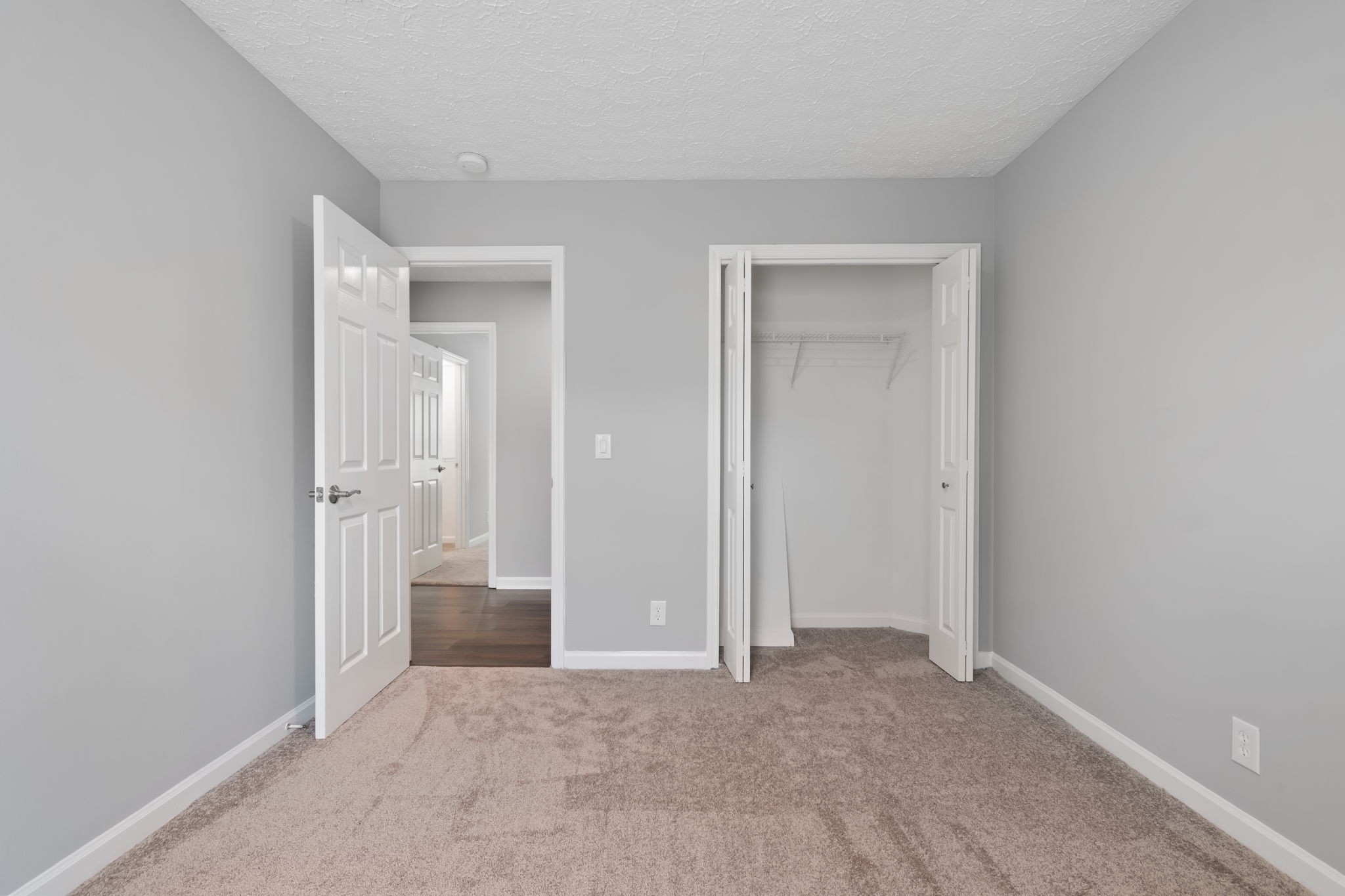 908 Celeste Ct