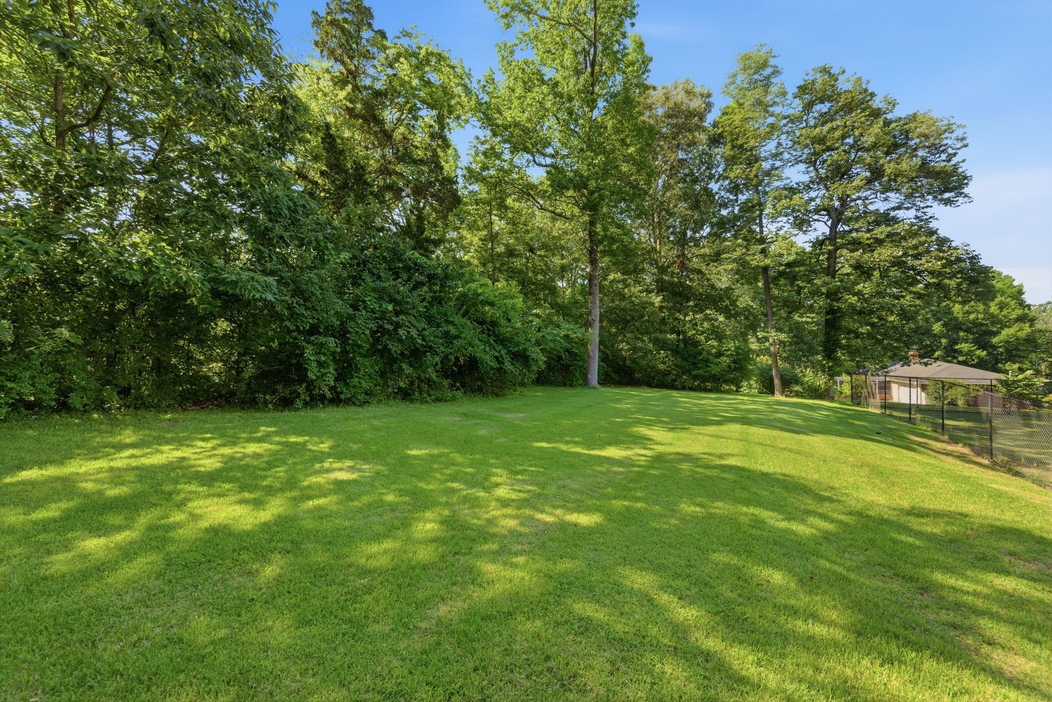 220 Linda Ln