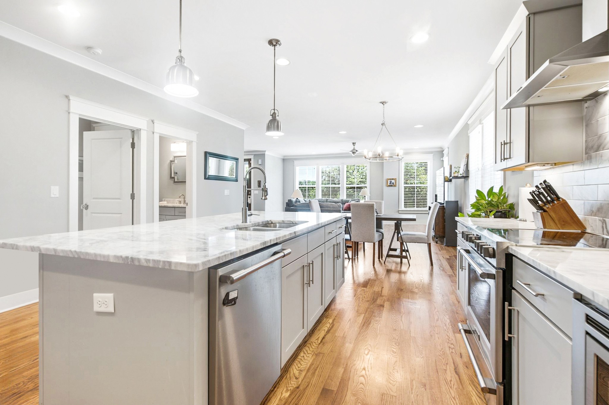 2507B Solon Dr