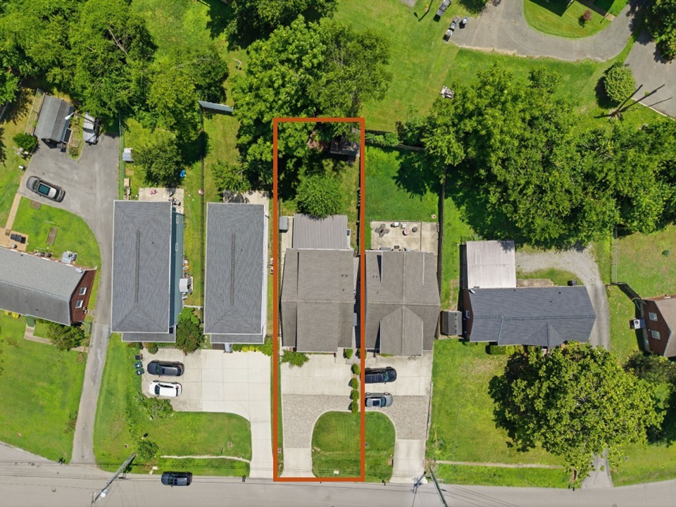 2507B Solon Dr