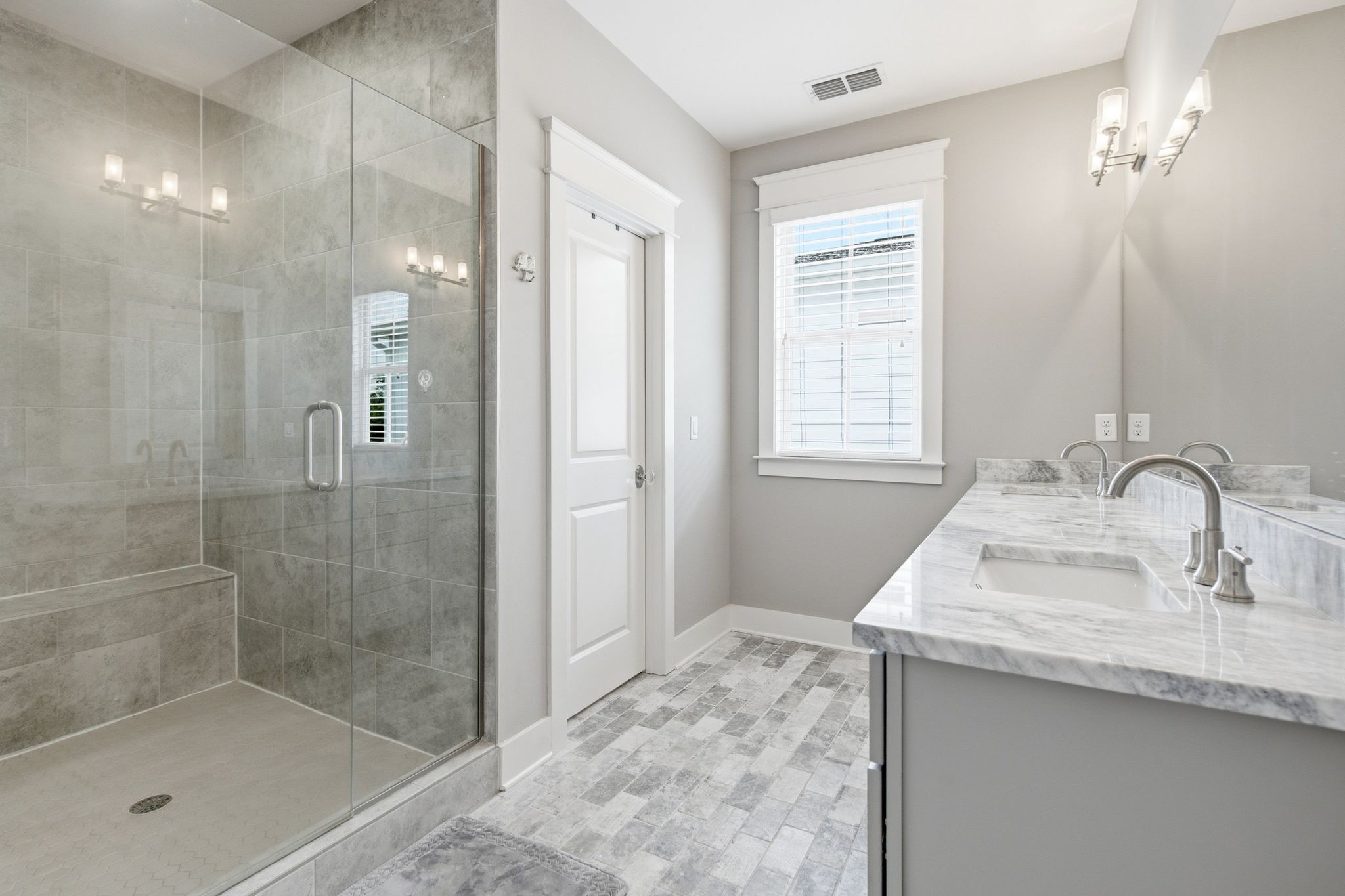 2507B Solon Dr