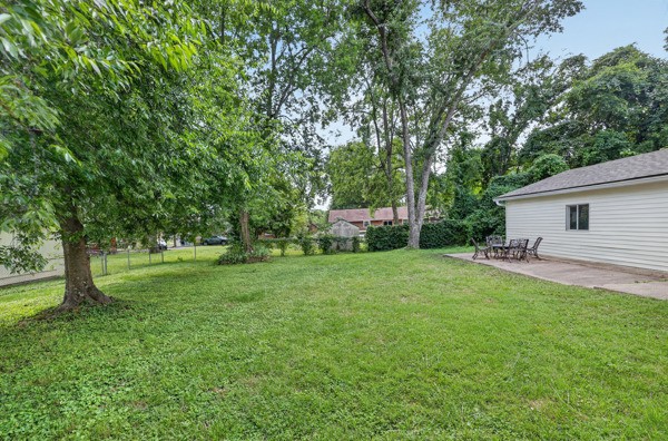 326 Raindrop Ln
