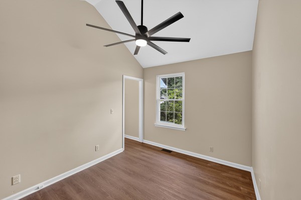 326 Raindrop Ln