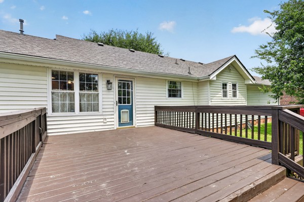326 Raindrop Ln
