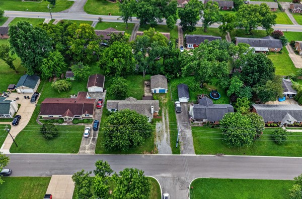 326 Raindrop Ln