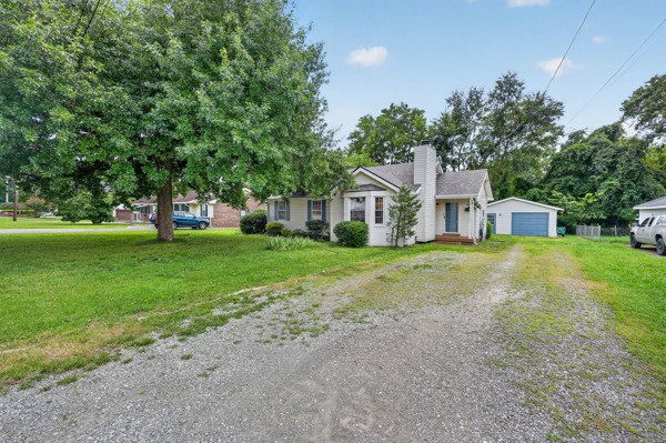 326 Raindrop Ln