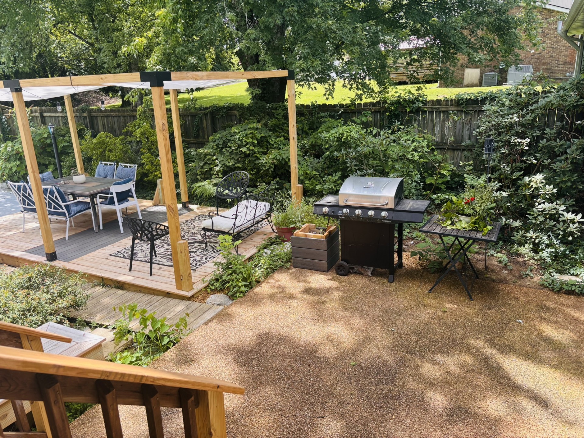 502 Hillwood Dr