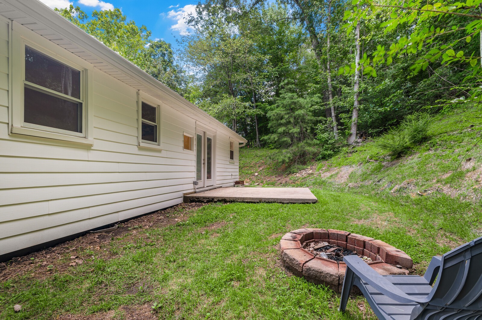 99 Gallaher St