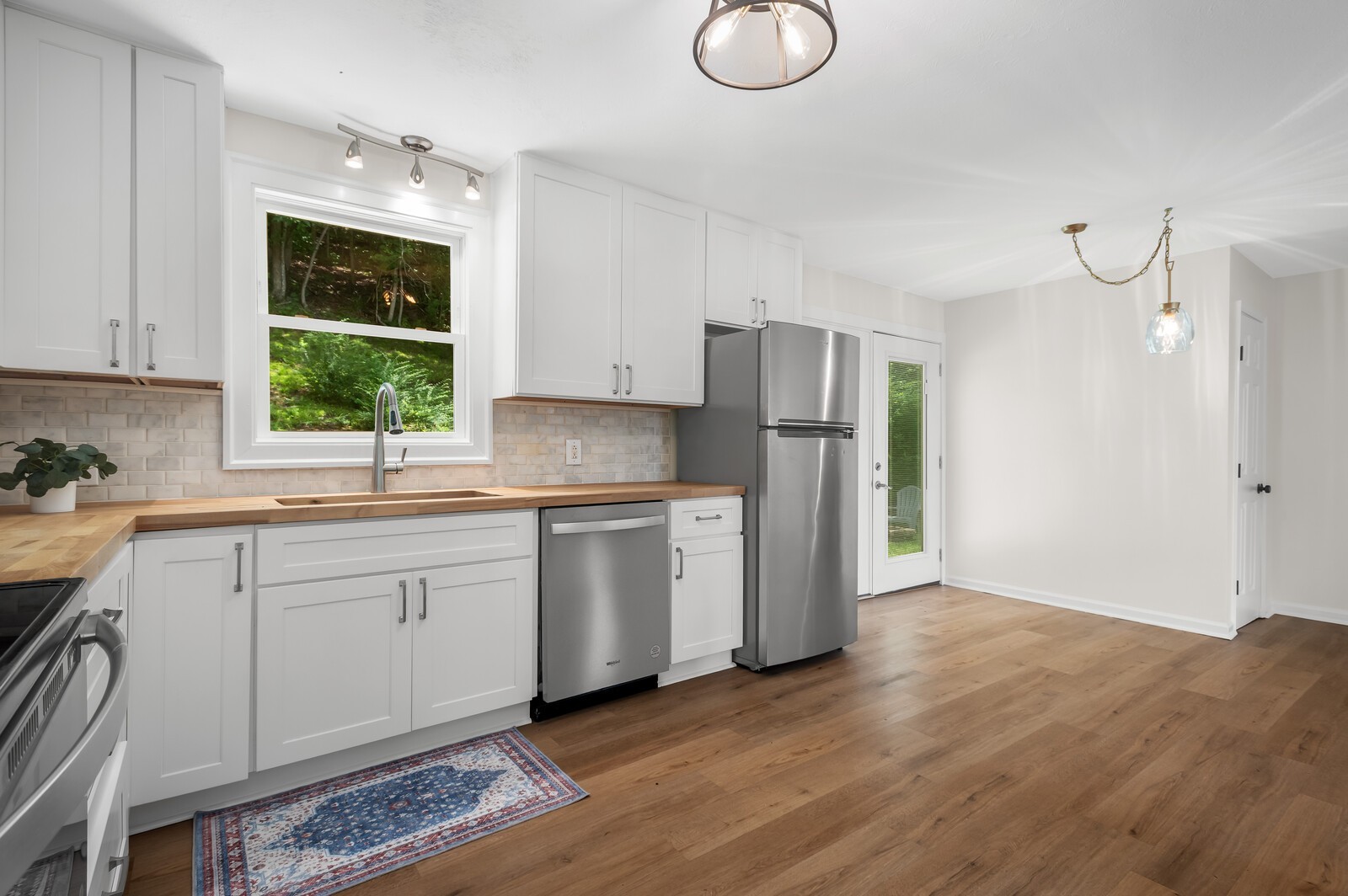 99 Gallaher St