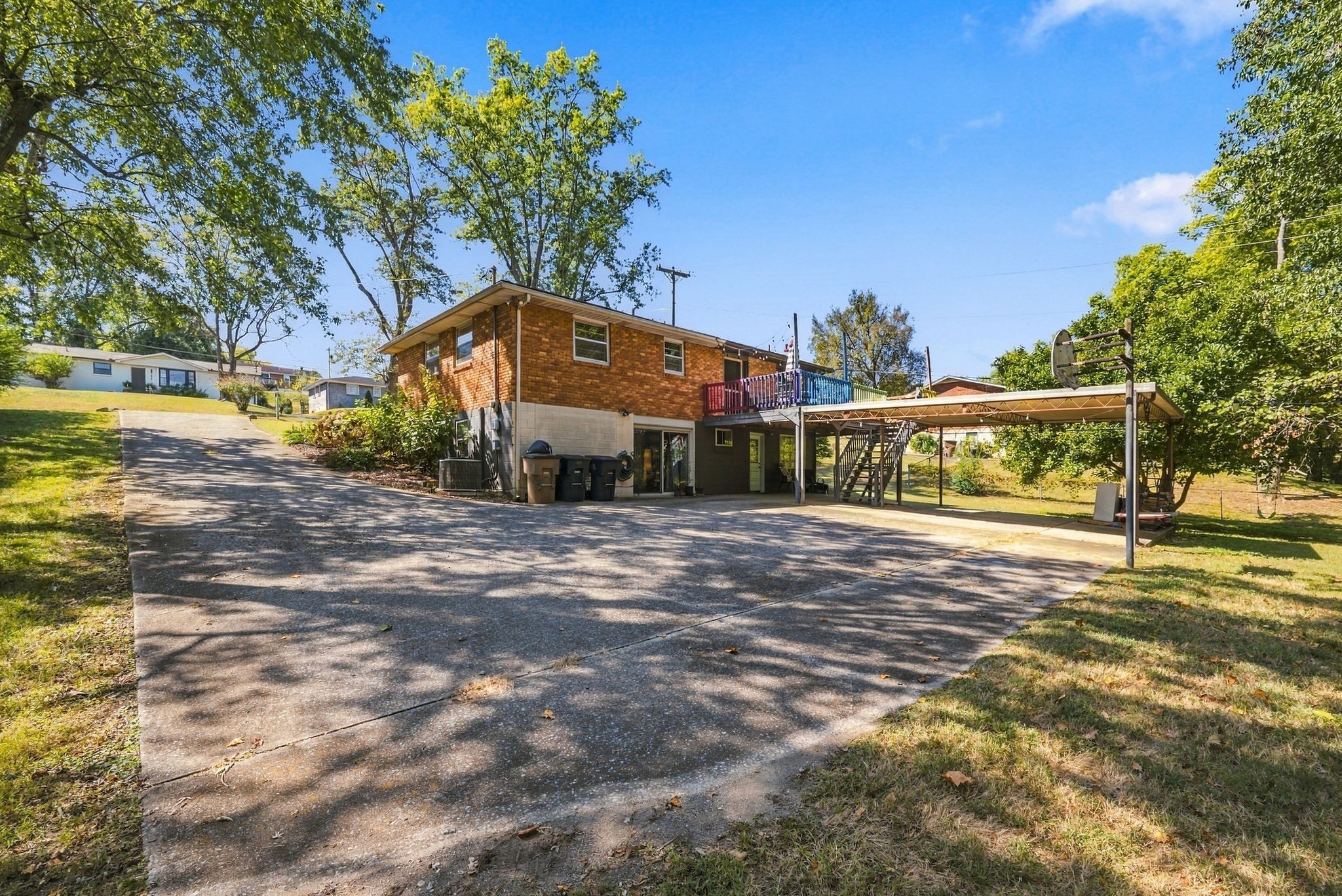 1829 Willow Springs Dr