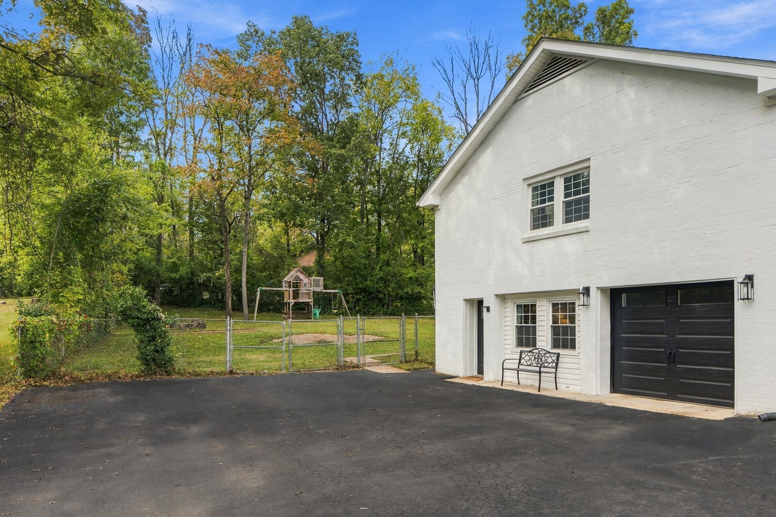 901 N Summerfield Dr