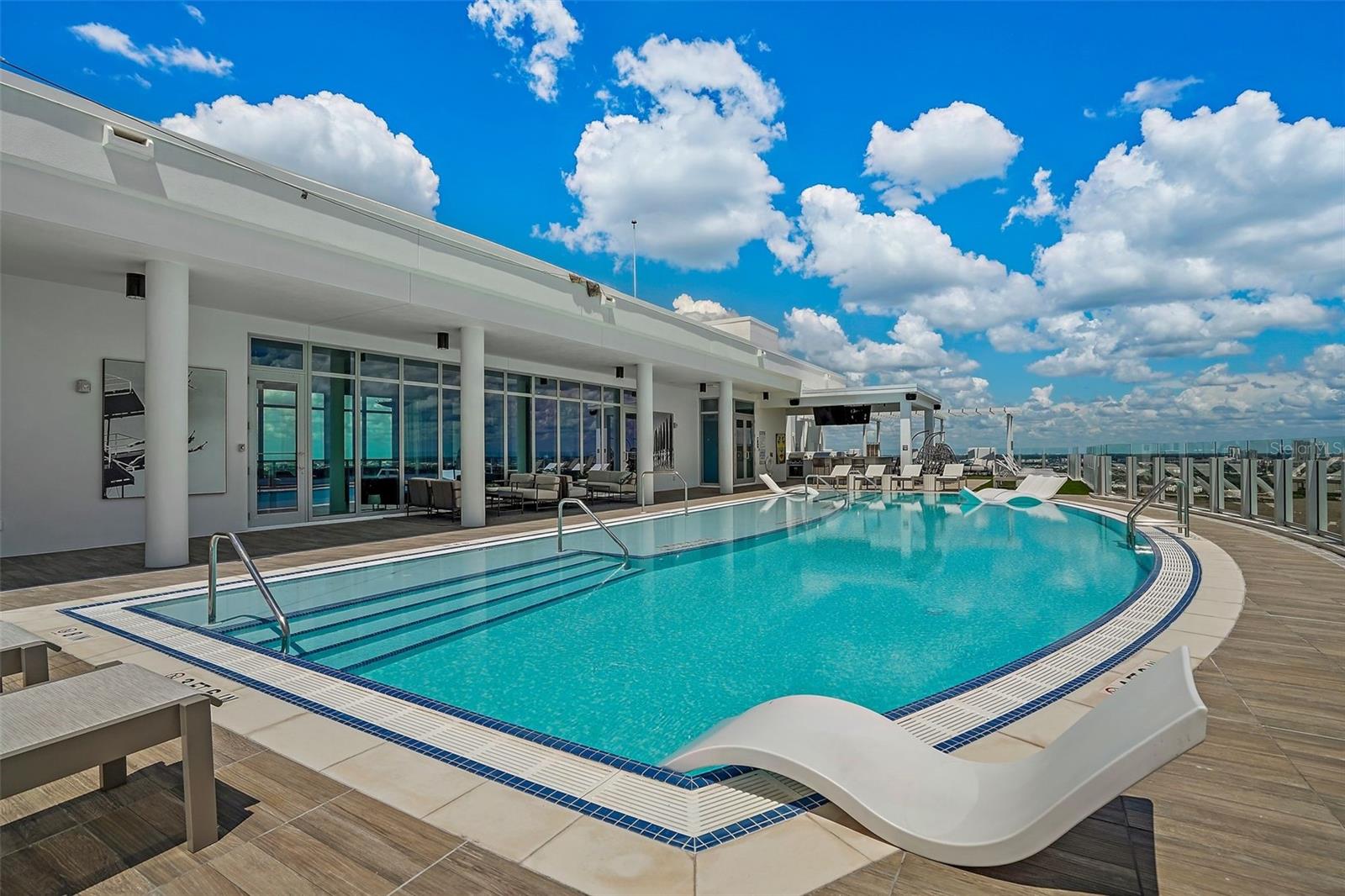 2910 W BARCELONA ST #1001