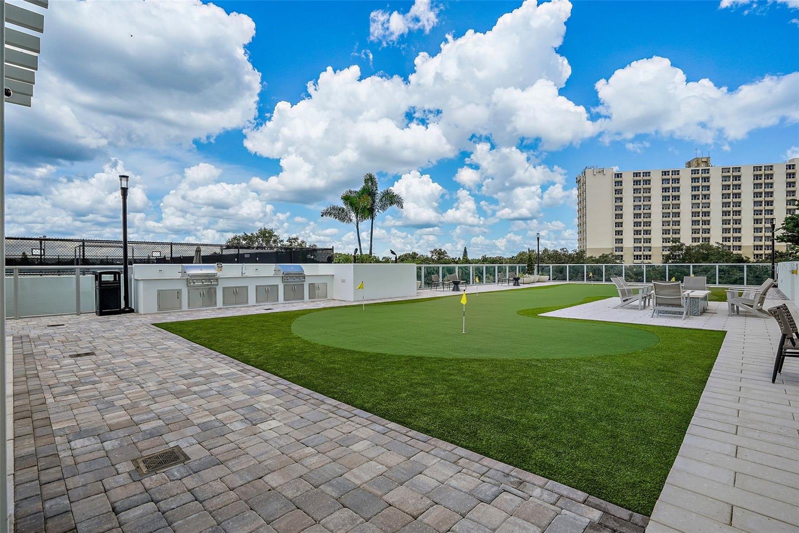 2910 W BARCELONA ST #1001