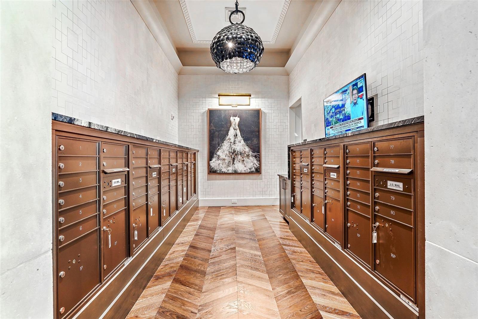 2910 W BARCELONA ST #1001