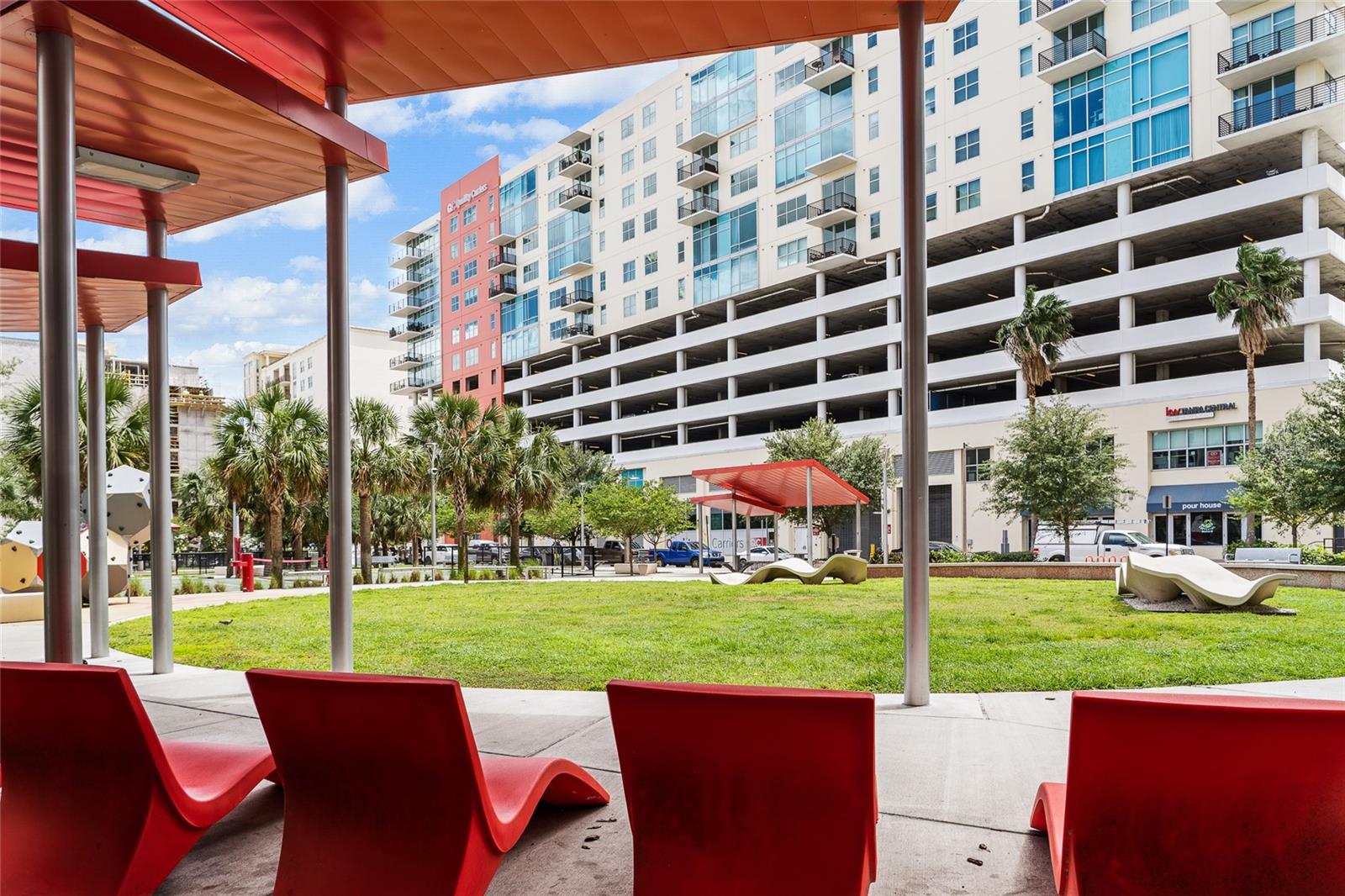 1208 E KENNEDY BLVD #912