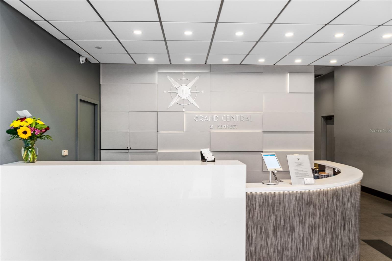 1208 E KENNEDY BLVD #912