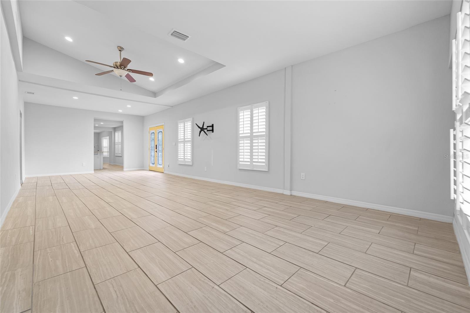 4809 N HIGHLAND AVE