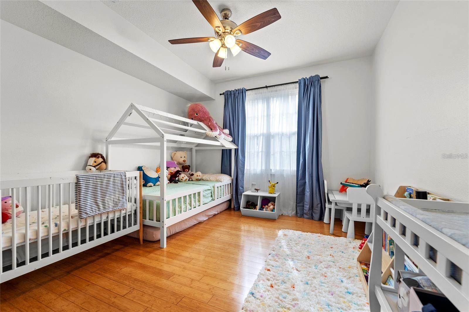 501 KNIGHTS RUN AVE #1222