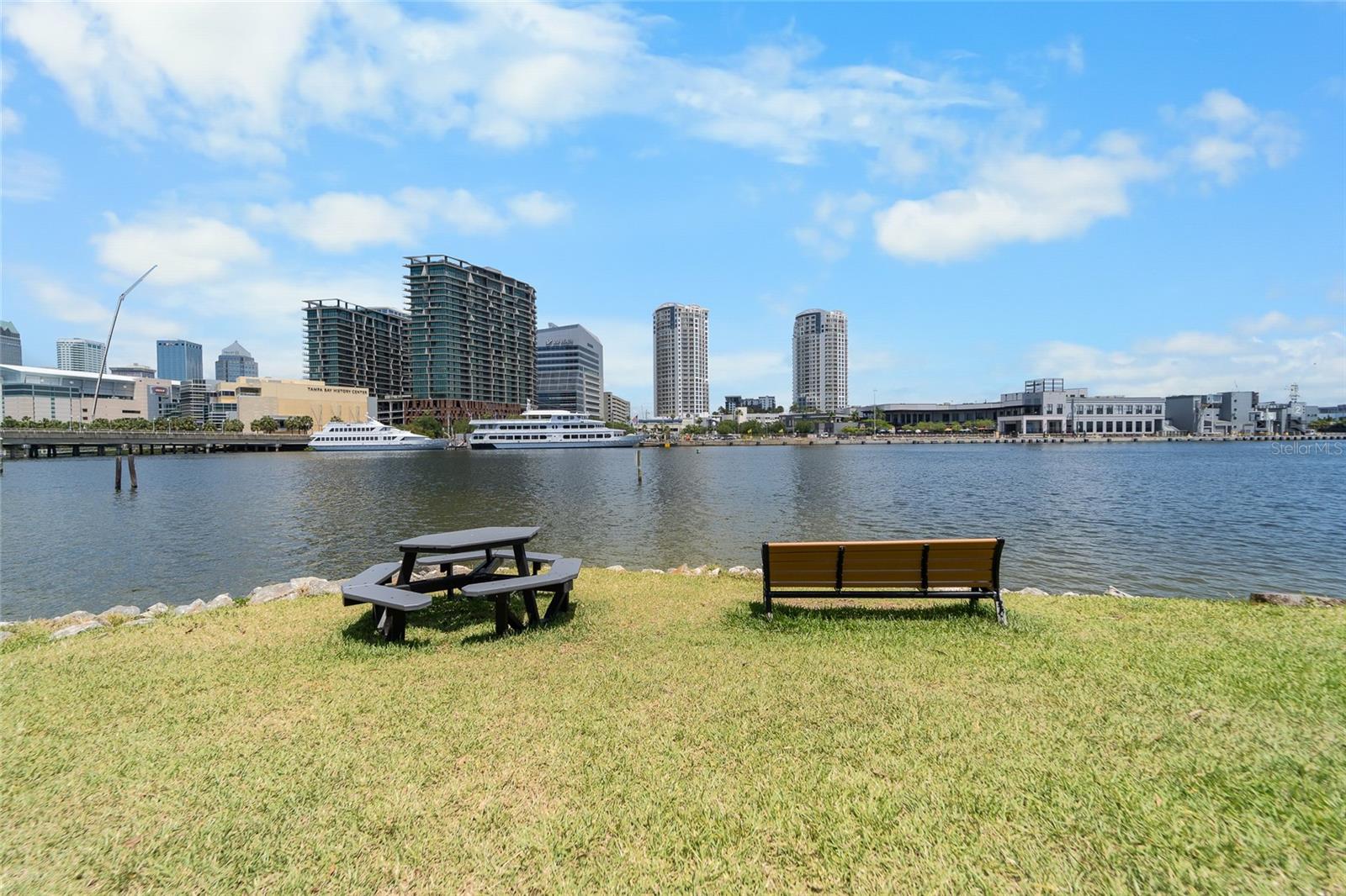736 CORAL REEF DR