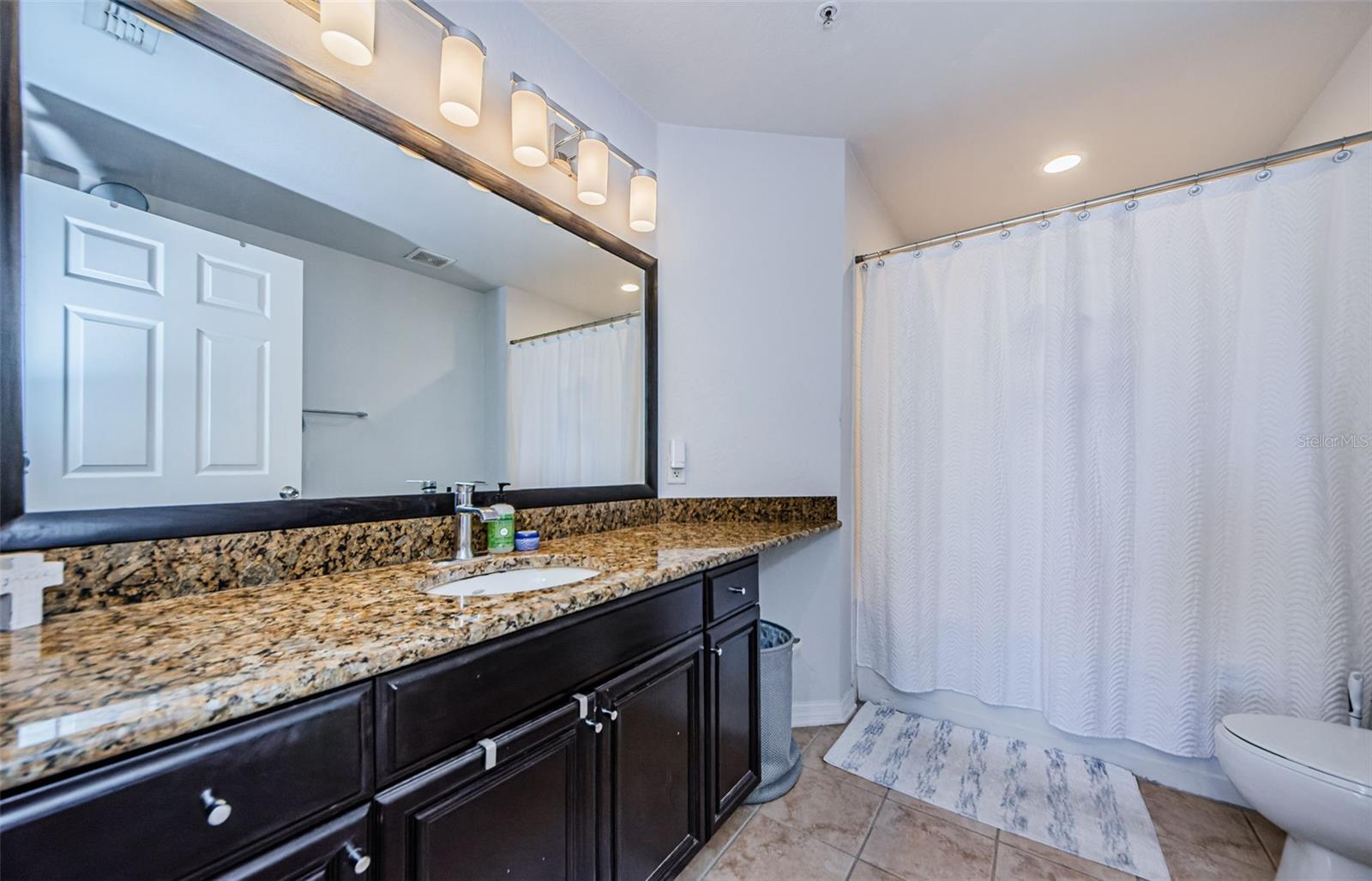 700 S HARBOUR ISLAND BLVD #404