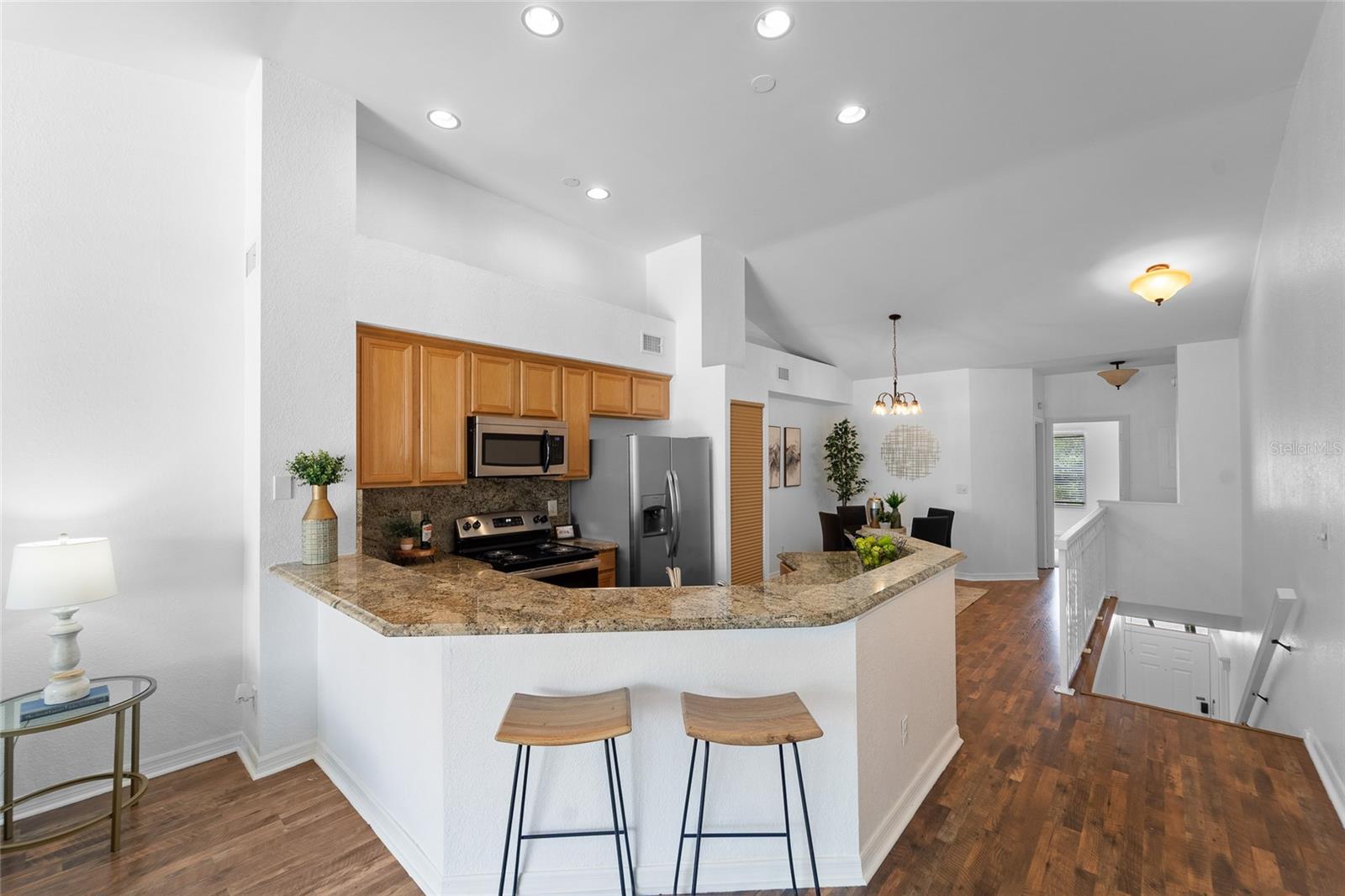 611 ARBOR LAKE LN