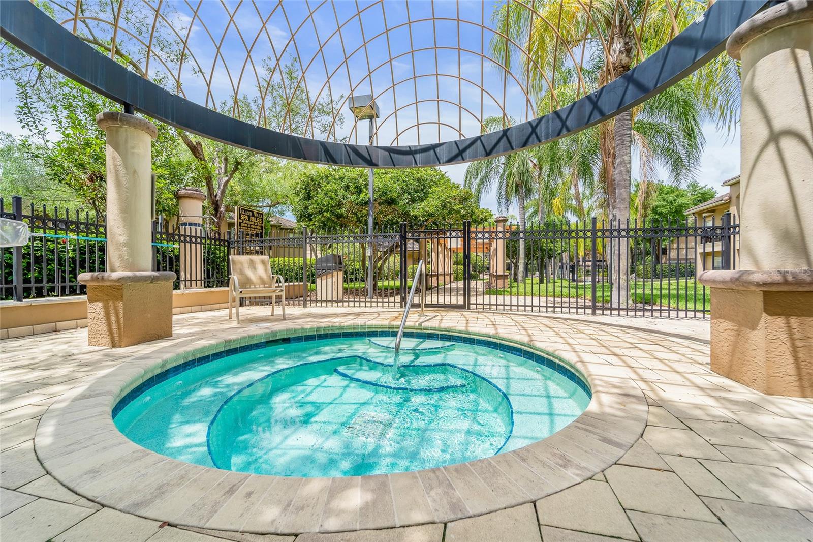 611 ARBOR LAKE LN