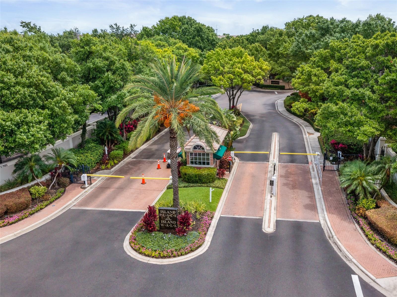 611 ARBOR LAKE LN