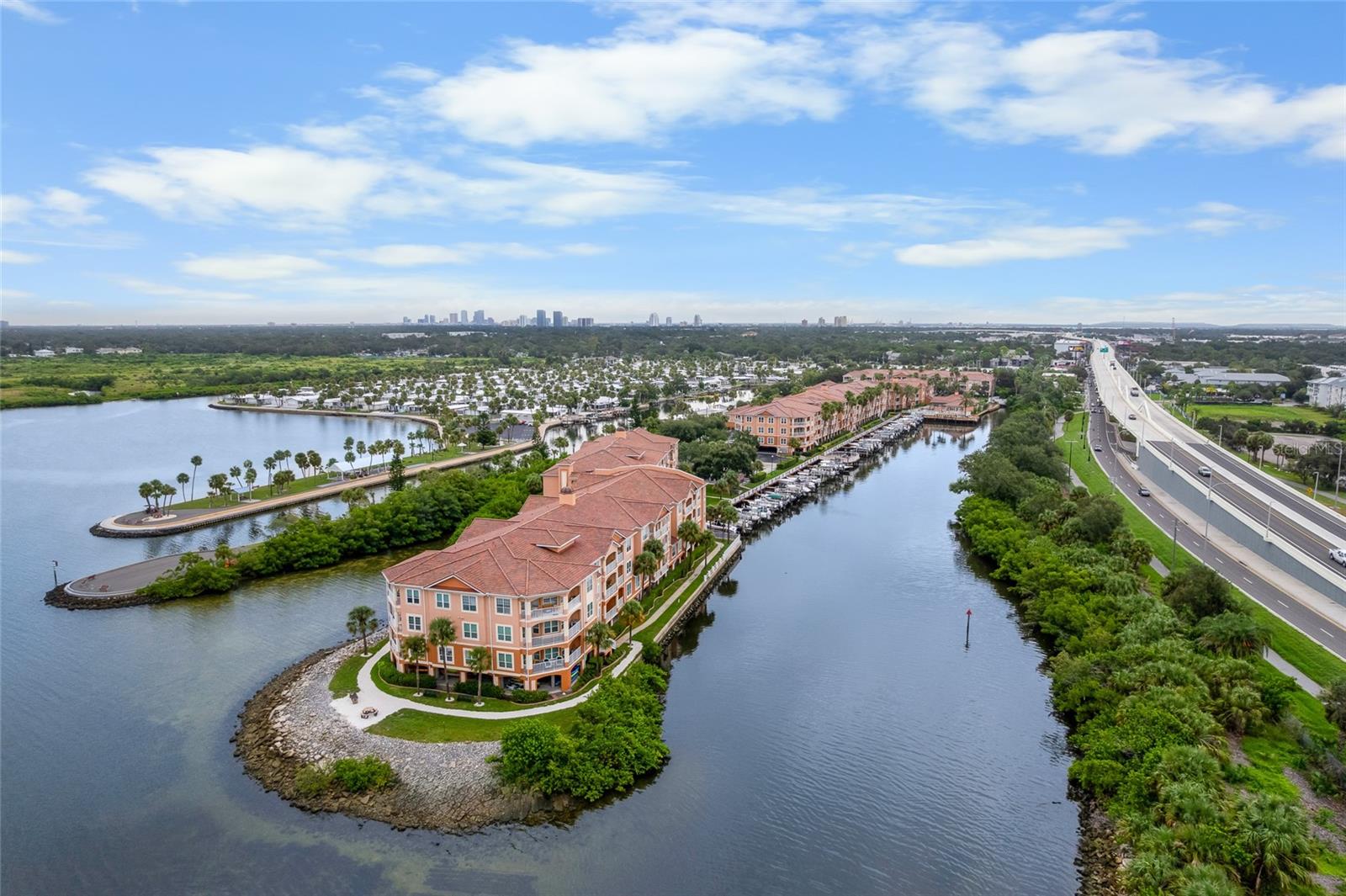 5000 CULBREATH KEY WAY #1-118