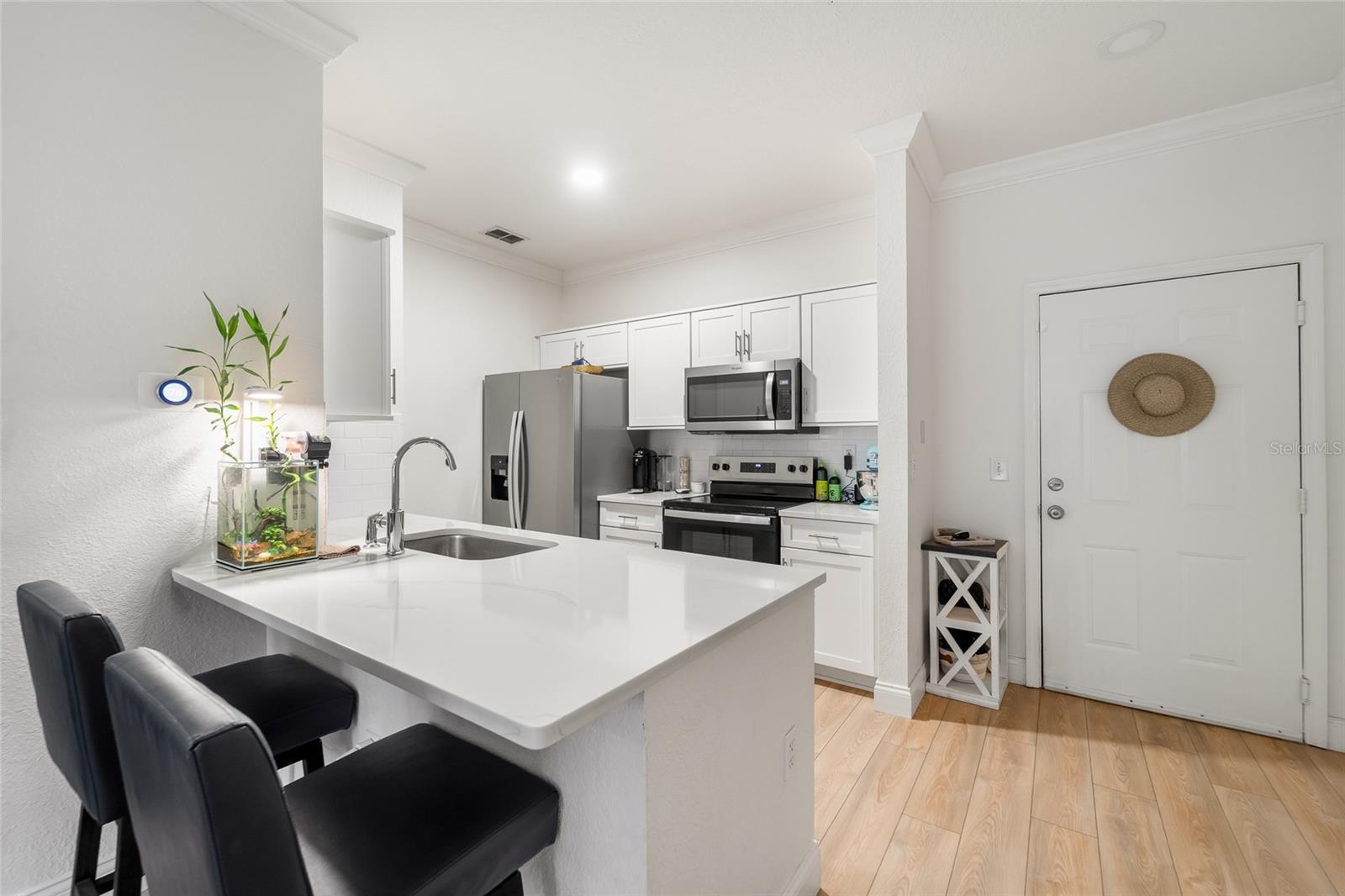 5000 CULBREATH KEY WAY #1-118