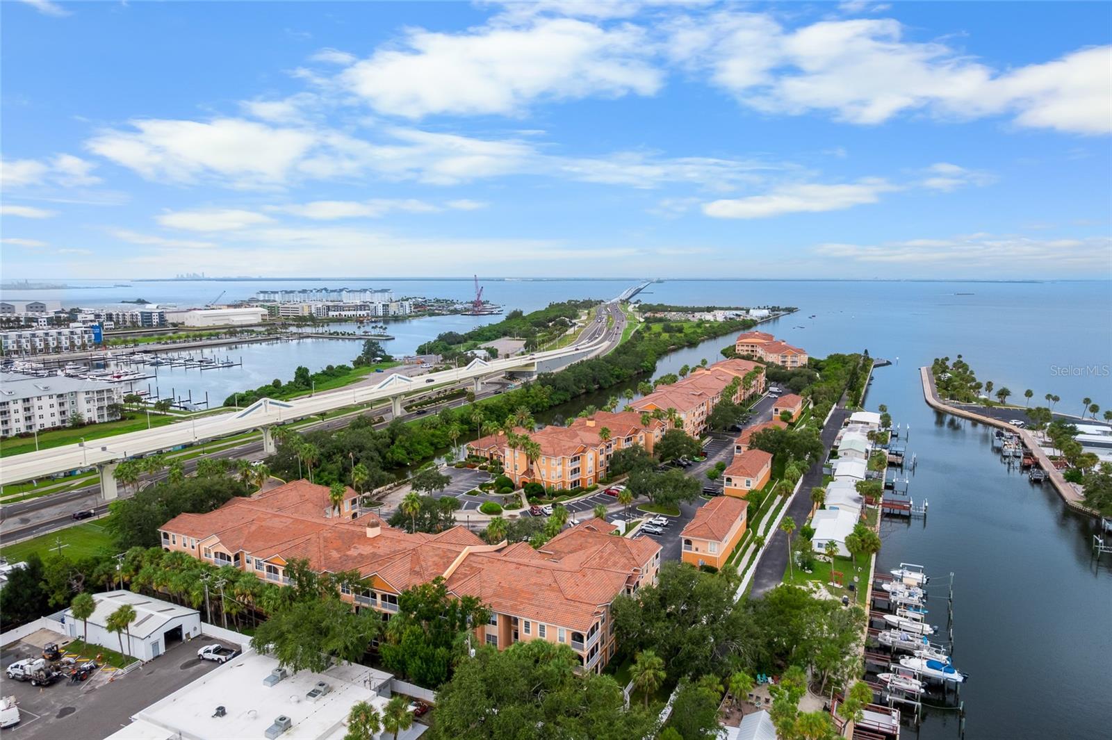 5000 CULBREATH KEY WAY #1-118