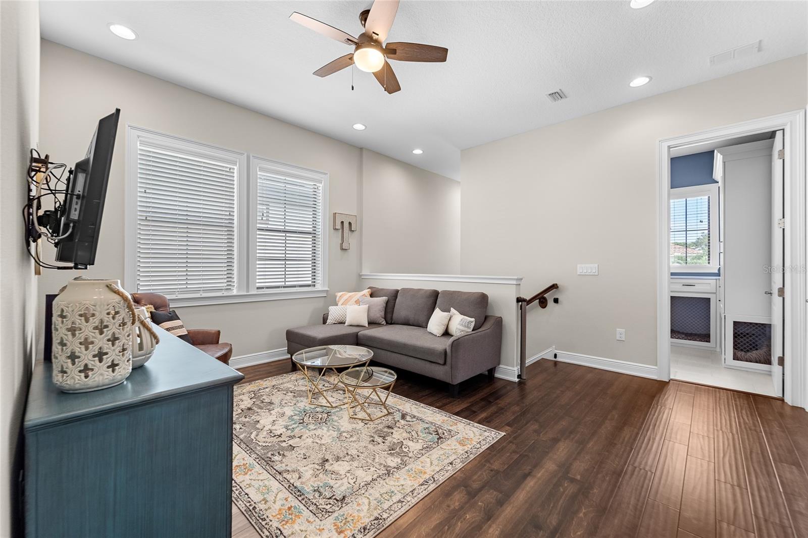 3108 W PALMIRA AVE